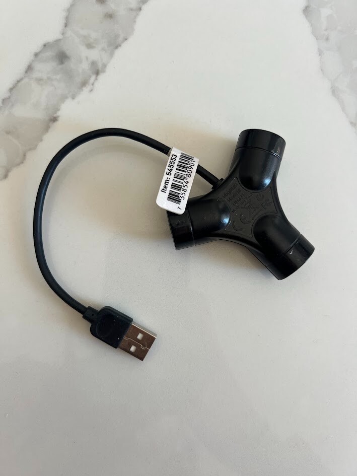 VogDUO 3-Way USB Hub Adapter – Model UH371 - USB Splitter Cable