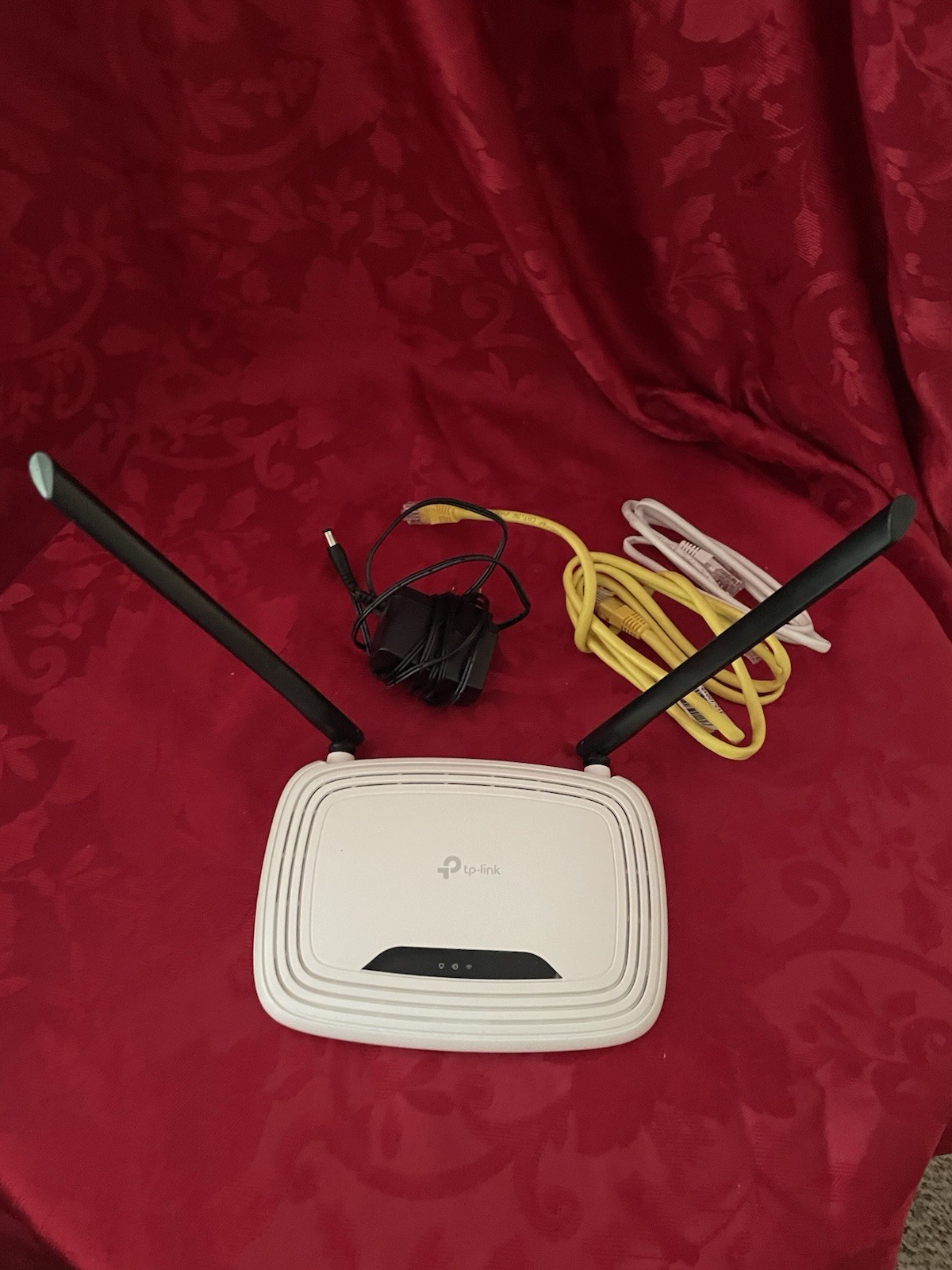 tp-link TL-WR841N Wireless N Router 300Mbps