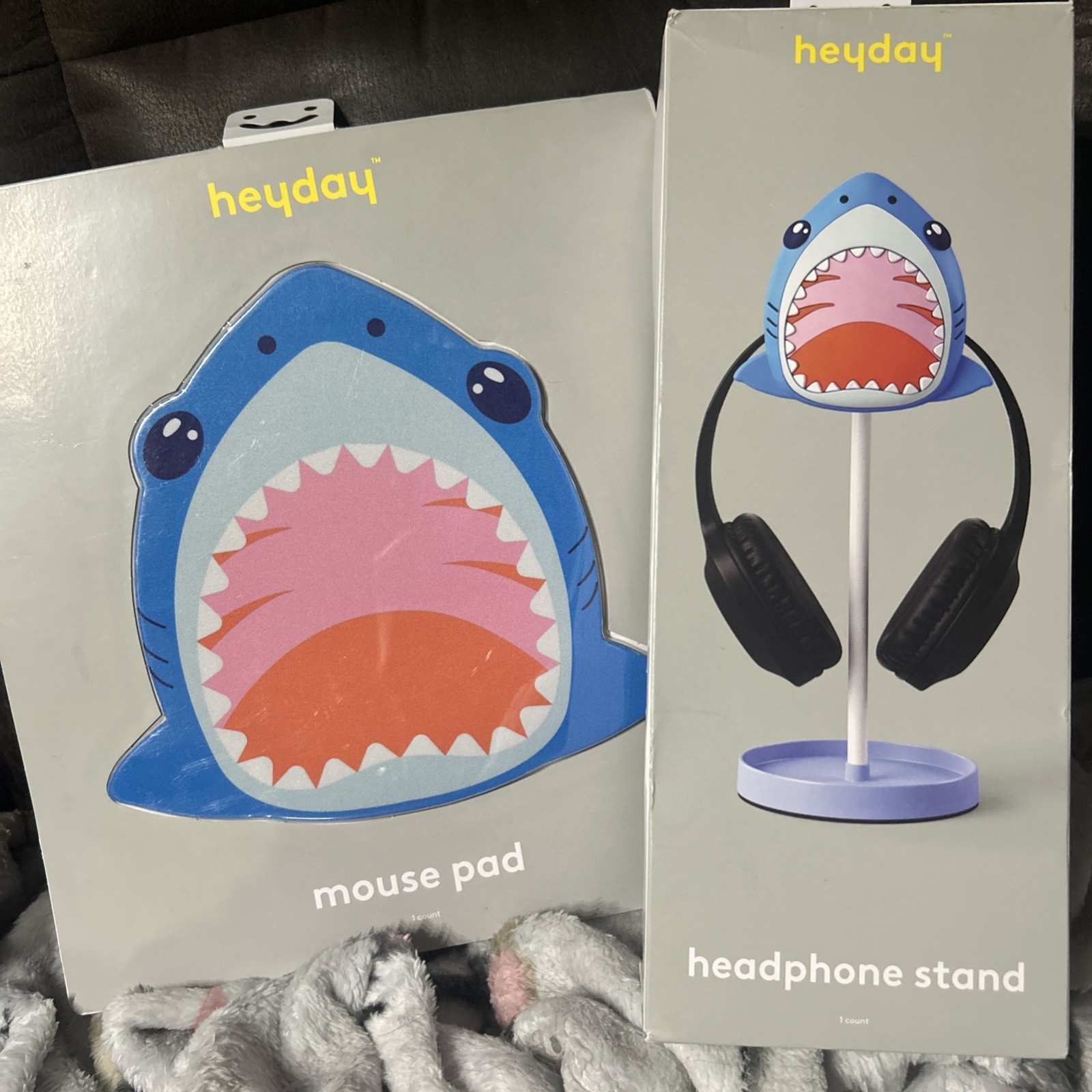 Heyday Kids Shark Head Non-Skid Grip Durable Mouse Pad And Headphone Stand