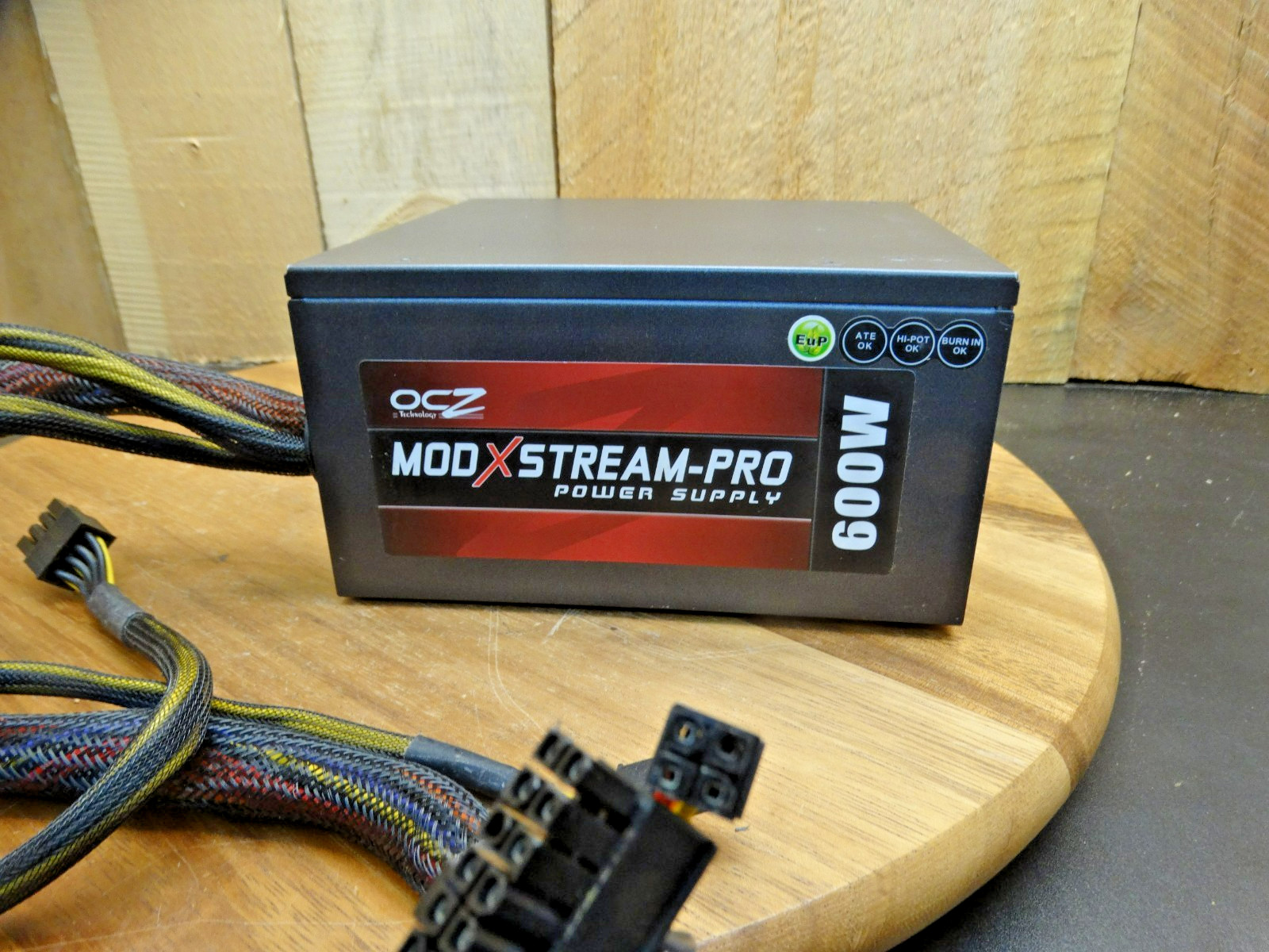 MODXstream-Pro 600W with Switching Power Supply Model #OCZ600MXSP