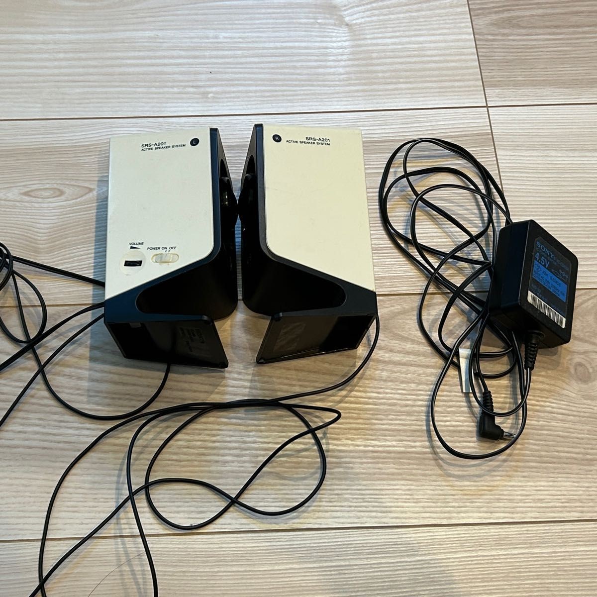 SONY SRS-A201 ACTIVE SPEAKER SYSTEM Pair Full-Range Bass-Reflex Type AC100V