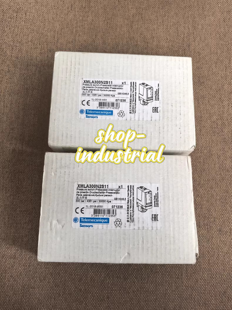 NEW Schneider Pressure Switch XMLB300N2S11 1Pcs Industrial Control DHL FedEx