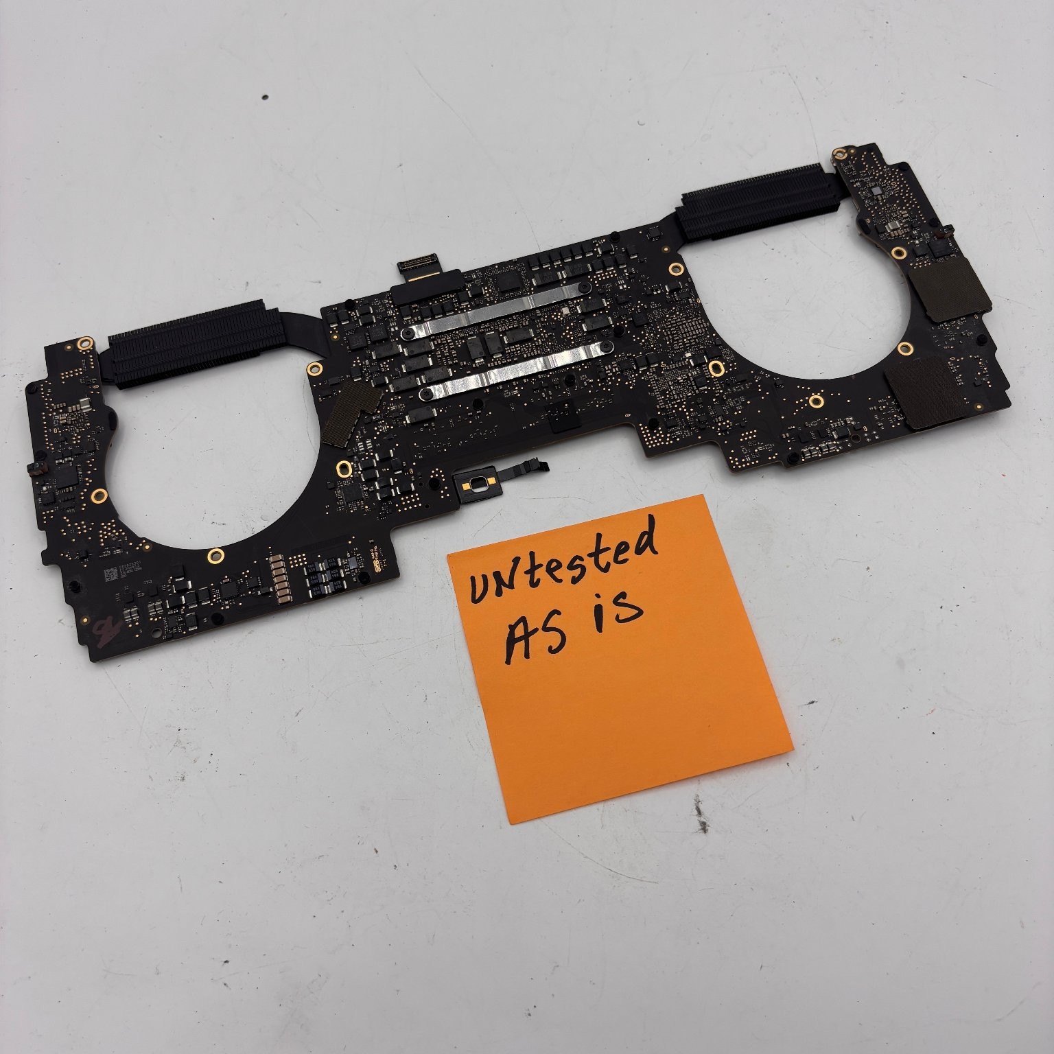 Apple MacBook Pro 13" A1989 Logic Board 820-00850-07 Untested AS IS