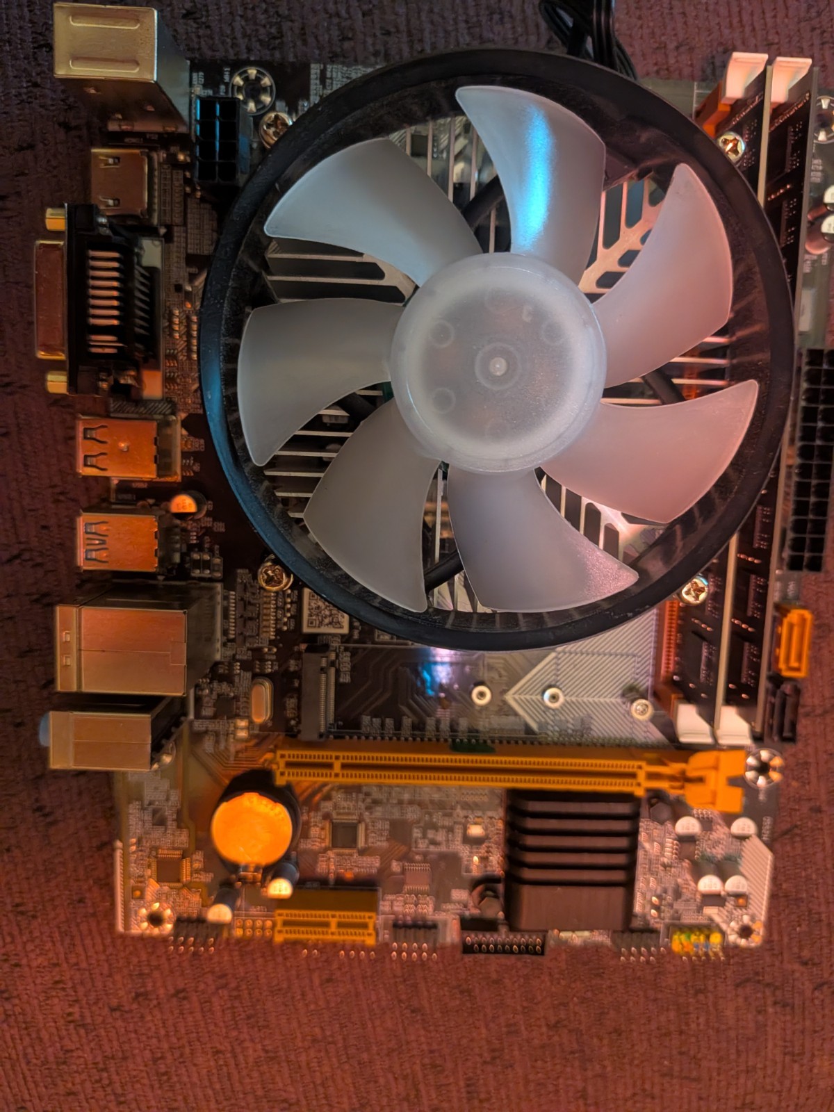 Intel i7 MB/CPU/RAM ddr3 untested