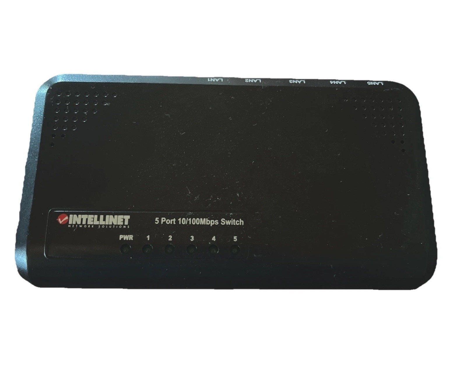 Intellinet 5-Port 10/100Mbps Fast Fast Ethernet Office Switch w/ Power Adapter