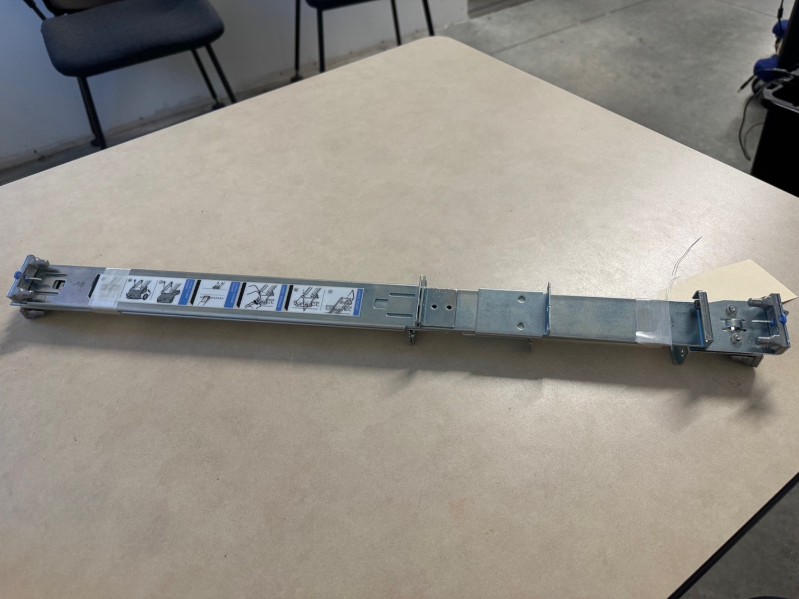 Original DELL 4JN40 1U 2/4-POST RACK RAIL KIT FOR POWEREDGE R620