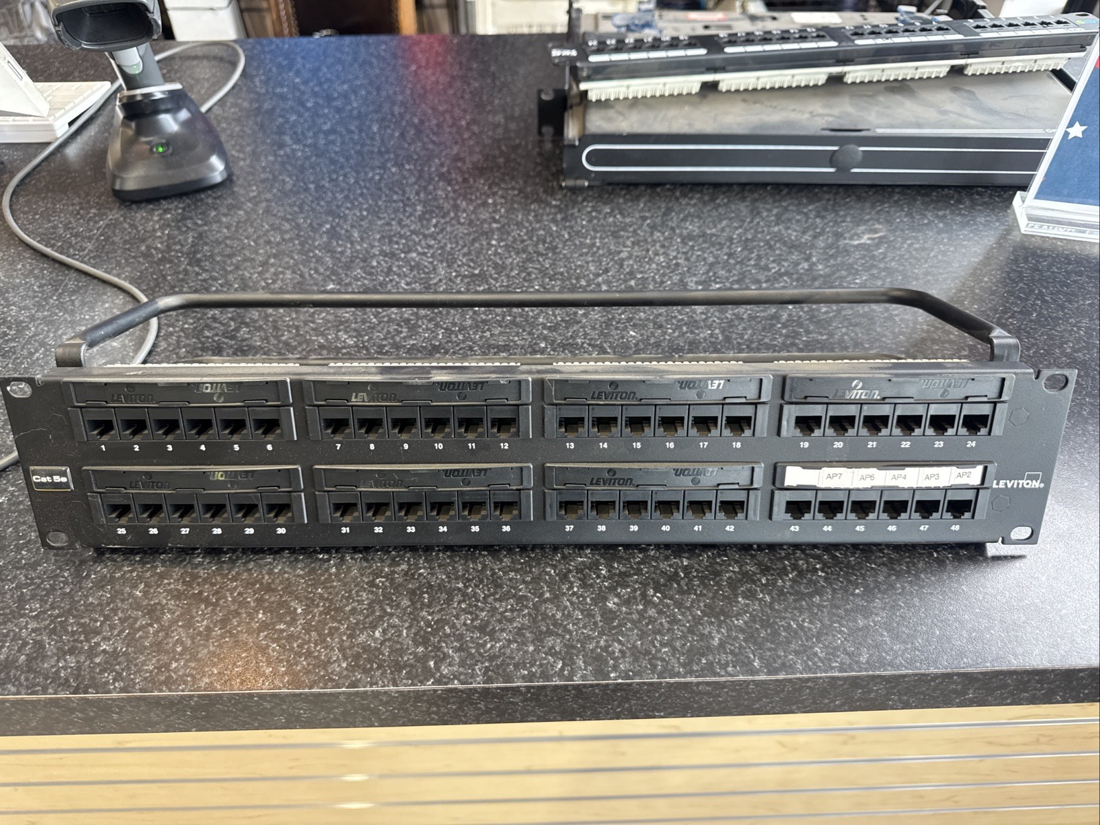 Leviton 5G596-U48 GigaMax 5E Universal Patch Panel, 48-Port, 2RU, Cat 5E
