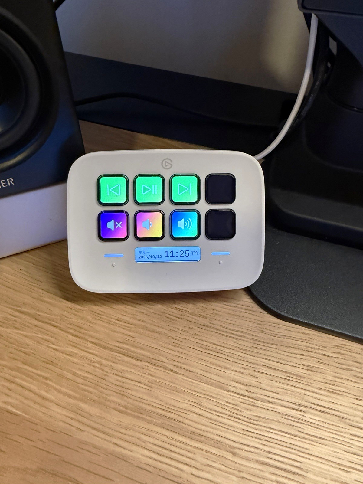 Elgato Stream Deck Neo White Programmable Keypad
