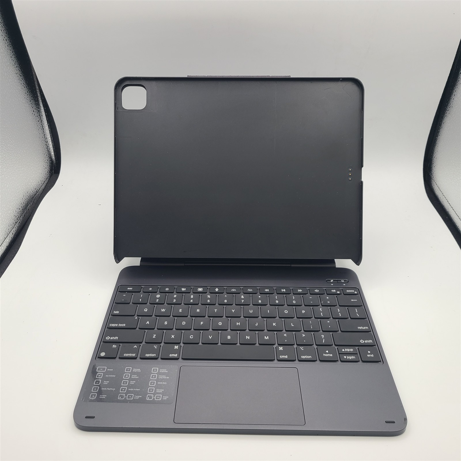 typecase Edge+ Keyboard Case iPad Pro 13 M4 M5 Portrait Tablet Modes KB206-130P