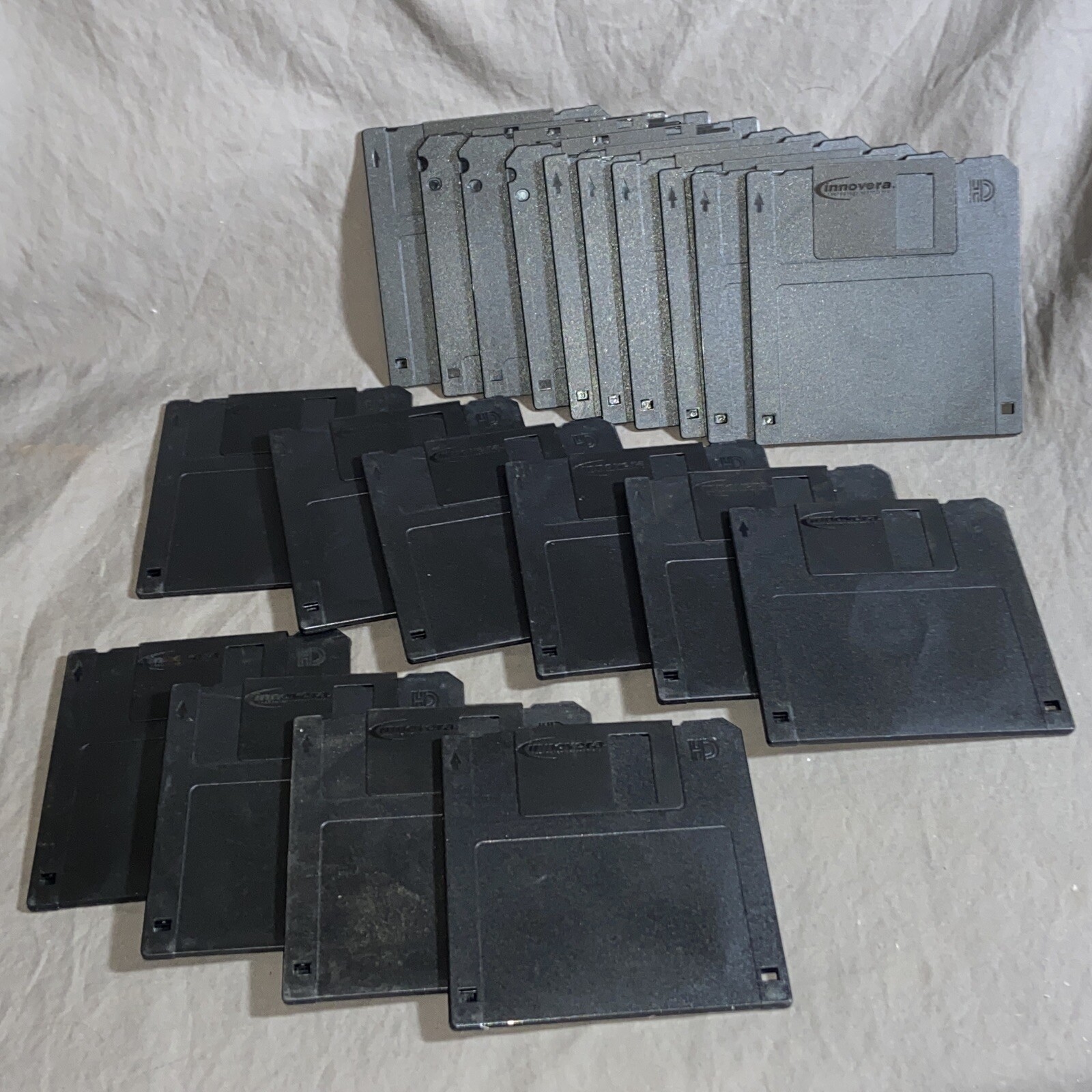20 INNOVERA Diskettes 3.5” Floppy Disk 2 HD Formatted Blank