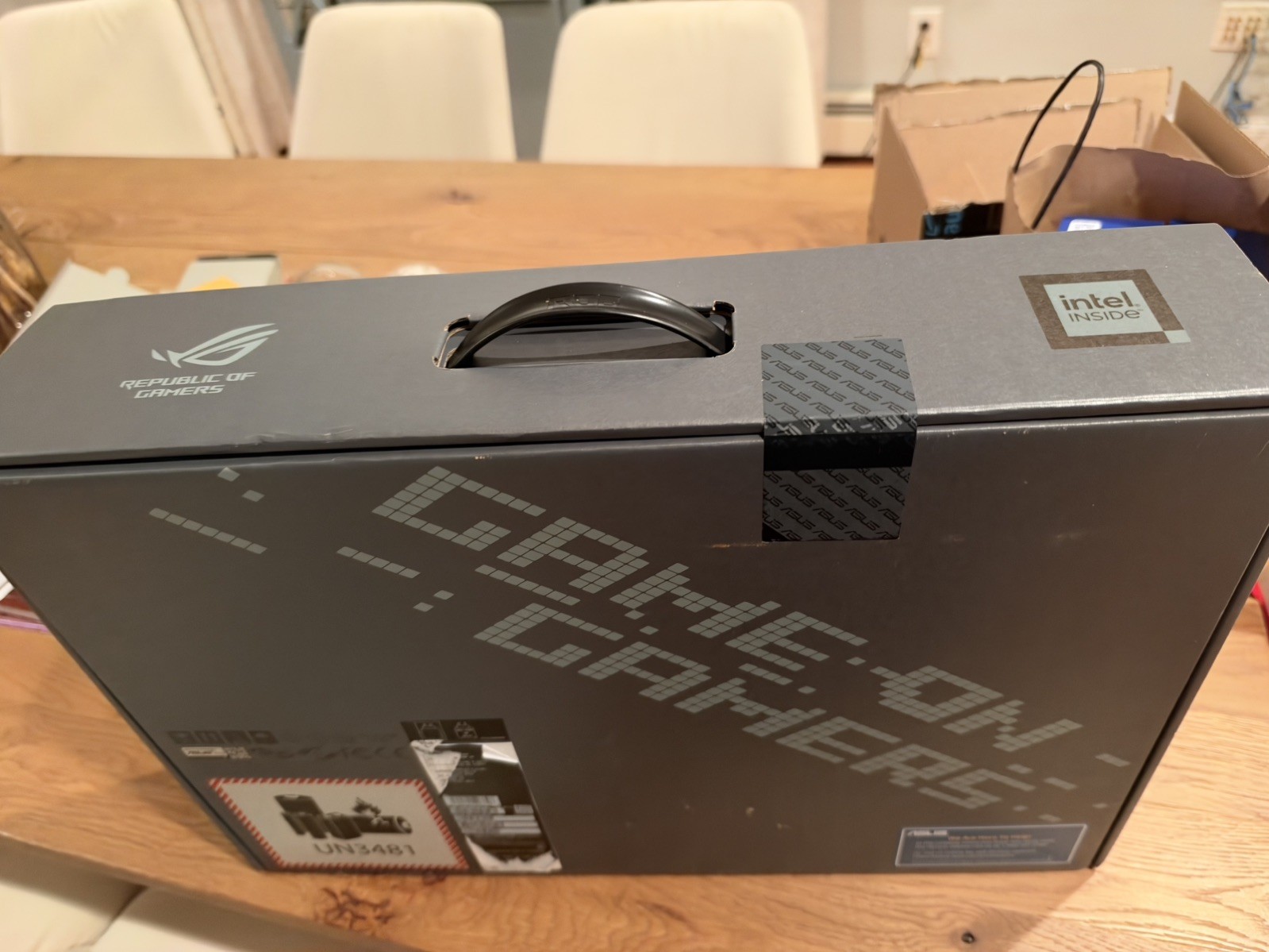 ASUS ROG Strix Scar 18" 4K UHD+ 240Hz Ultra 9 290HX Plus 32GB 1TB RTX 5080 2026