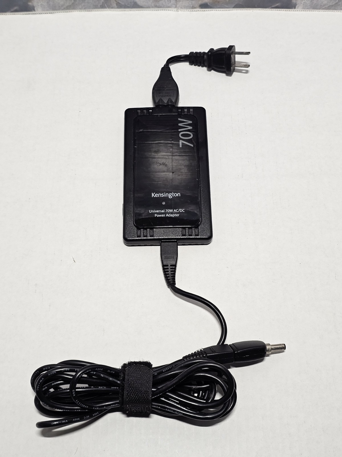 Kensington Portable 70W AC Power Supply Model #33192