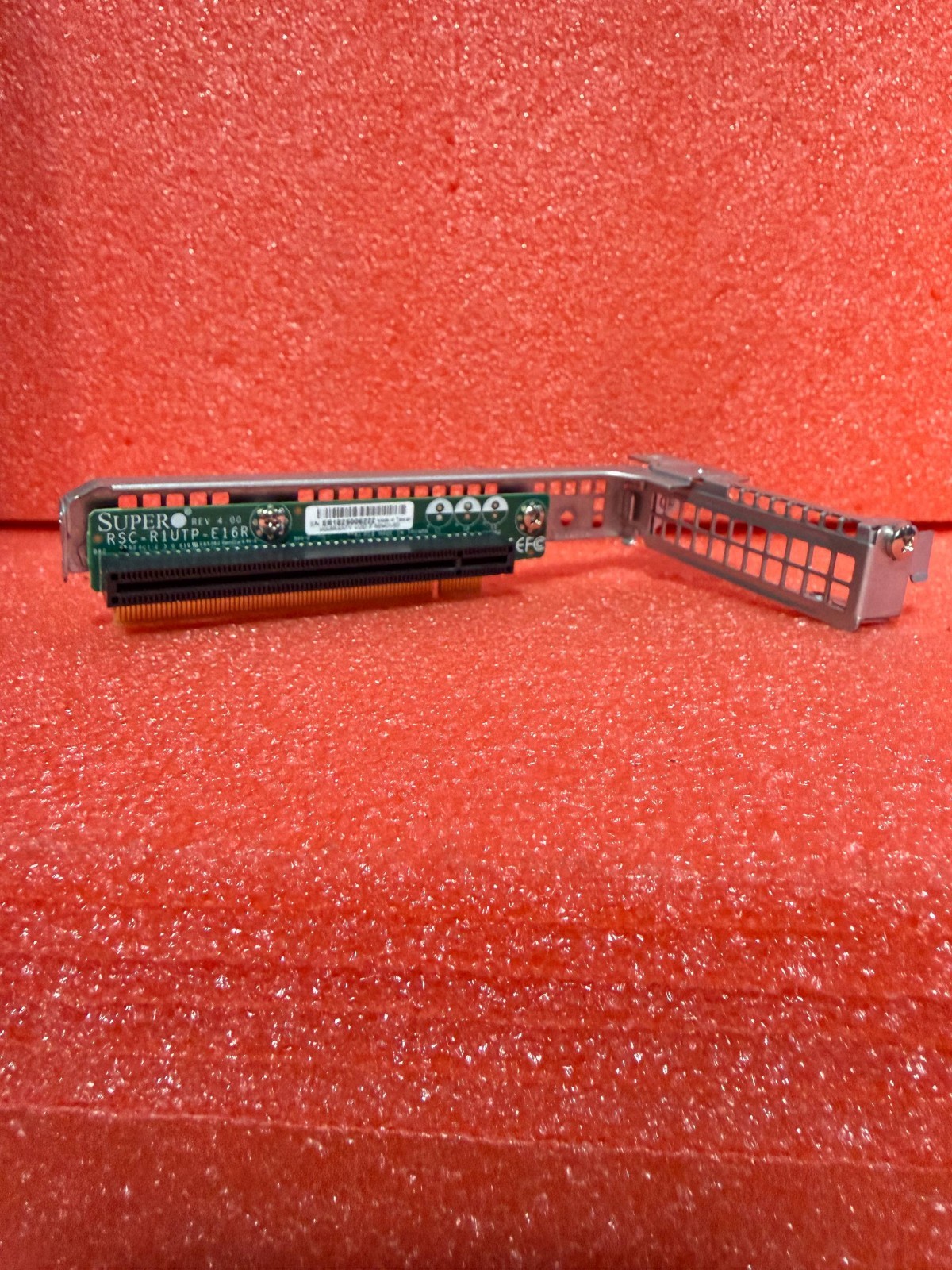 SuperMicro TwinPro System 1U PCIe x16 Riser Card W/Bracket PN: RSC-R1UTP-E16R