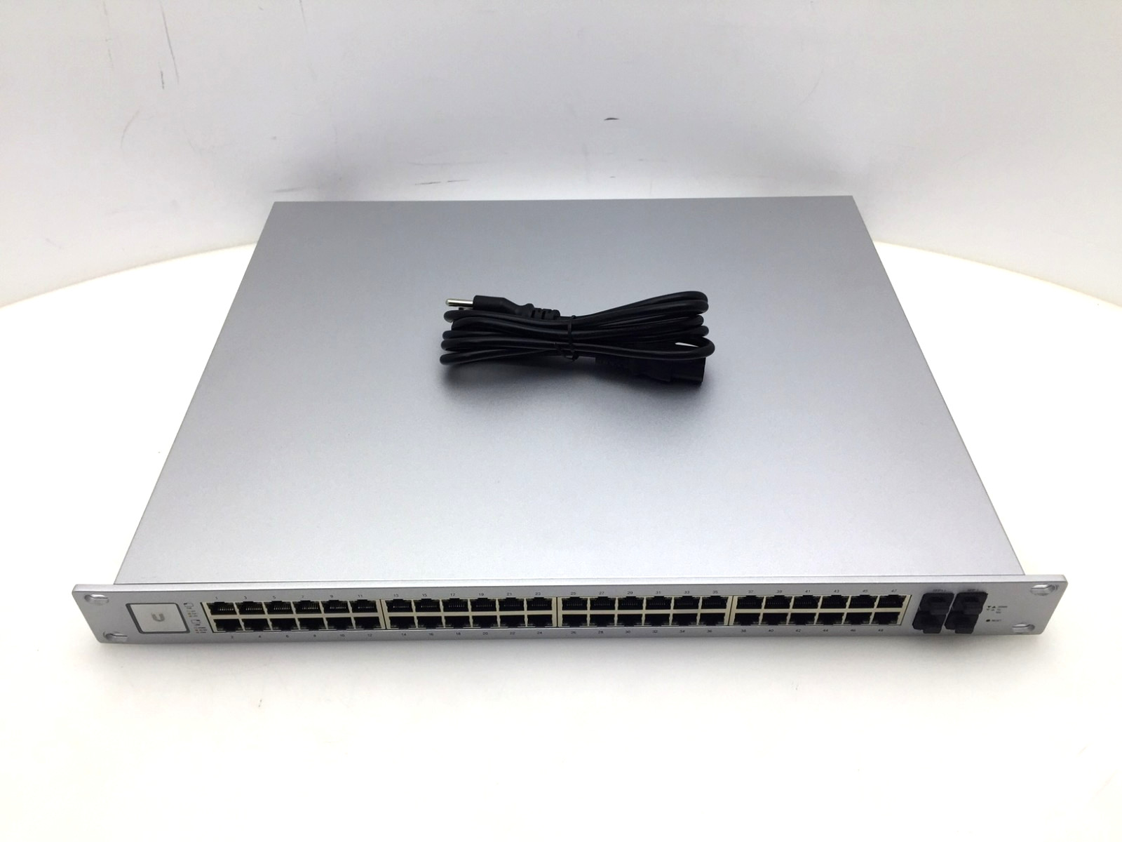 AS IS - Ubiquiti Networks UniFi (US-48-500W) 48-Port Rack-Mountable POE Switch