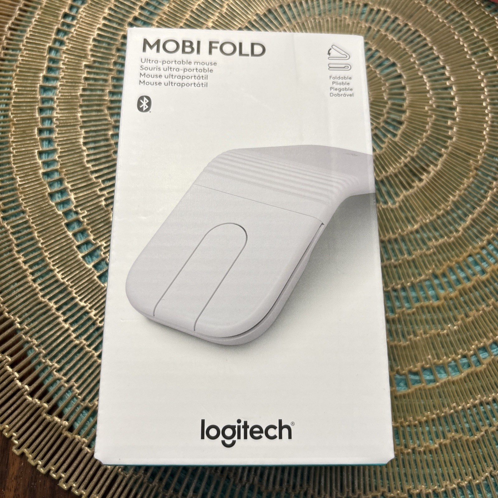 Logitech Mobi Fold Ambidextrous 4000 dpi Wireless Bluetooth Mouse (White)