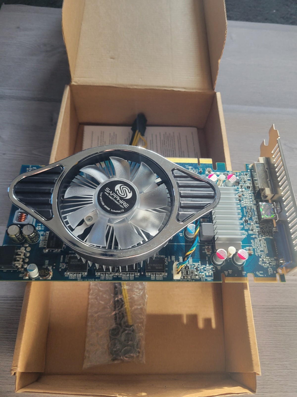 Brand New Graphics CardSapphire Radeon HD 4830 512M GDDR3 PCI-E HDMI/DVI-I/VGA