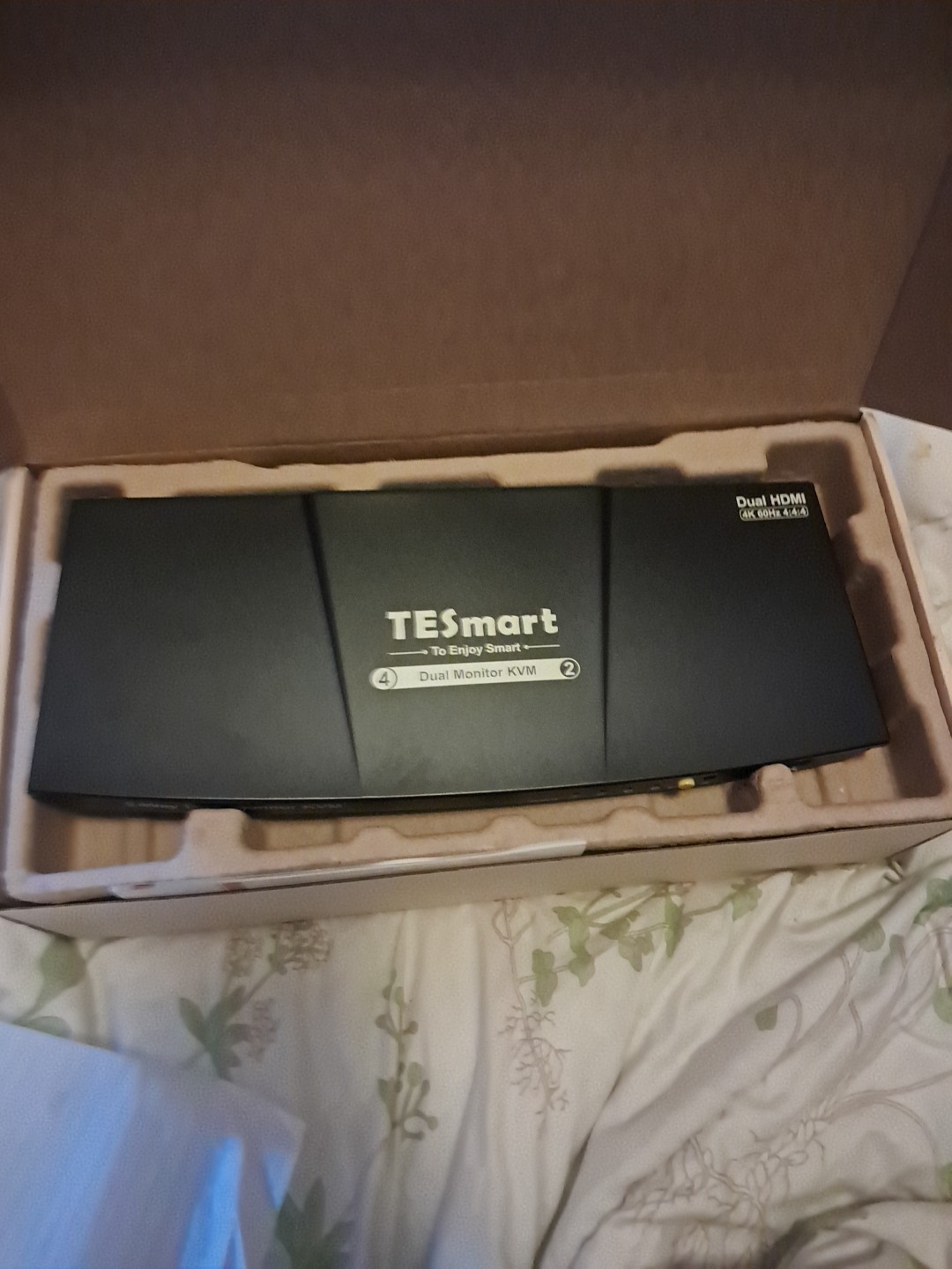 TESsmart 4K 60Hz Ultra HD Audio Output KVM 