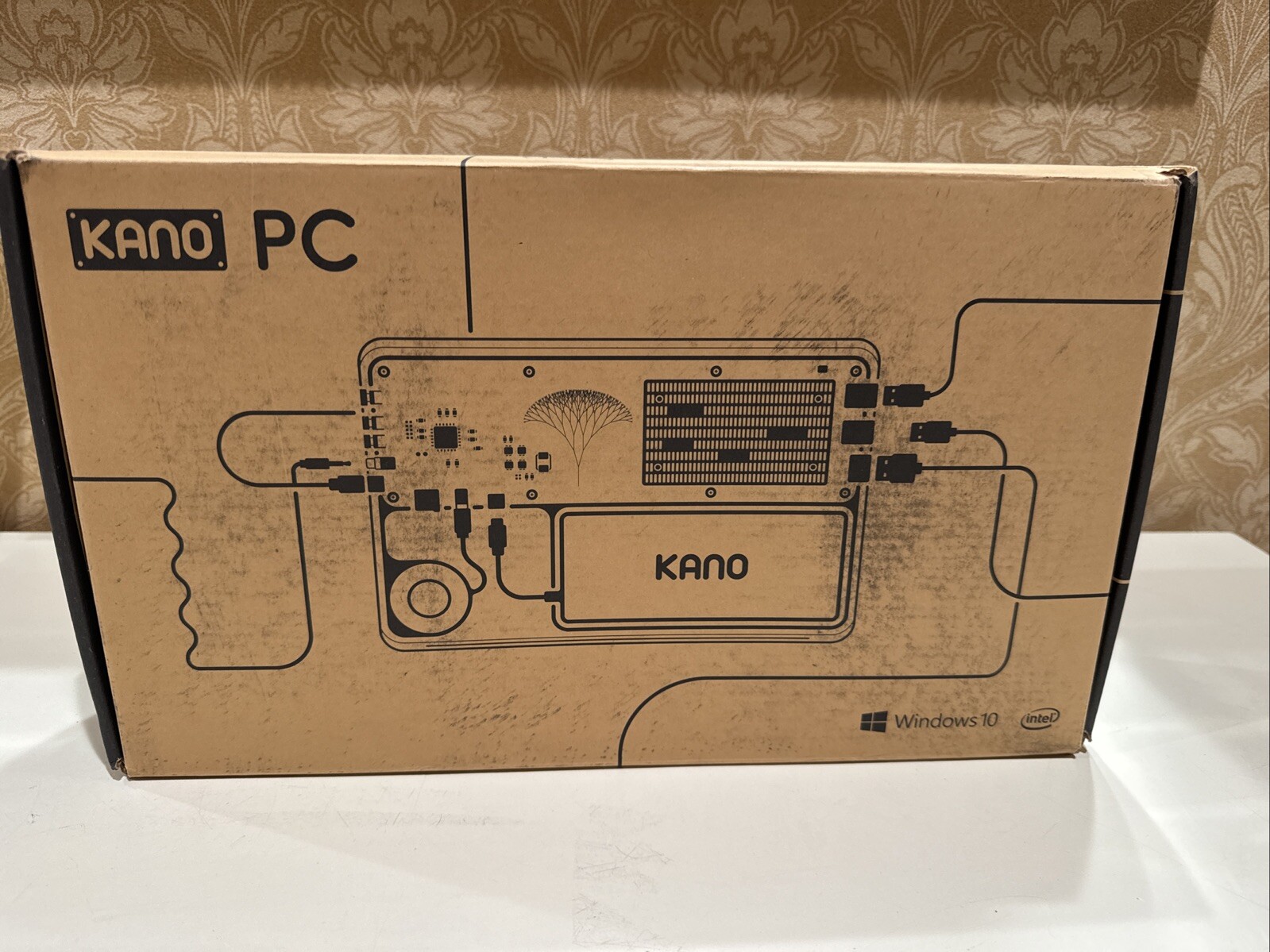Kano PC Education Ed 11.6" 64GB SSD Intel 1.10GHz 4GB RAM Touchs Notebook Win 10