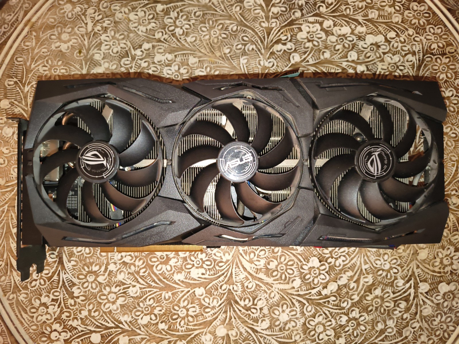 ASUS Radeon RX 5600XT TESTED