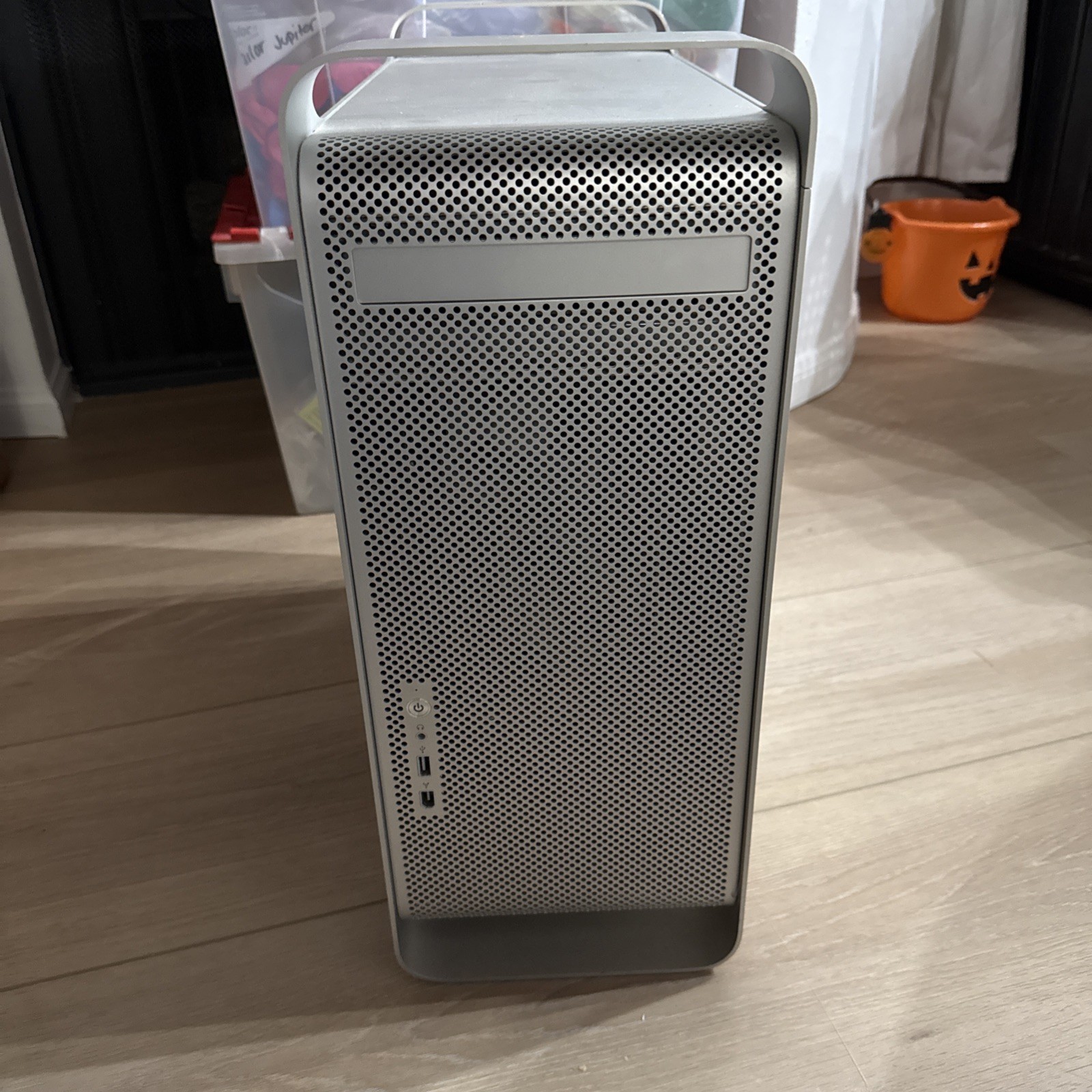 Apple Power Mac G5 A1177 16GB RAM, NOT POWER TESTED