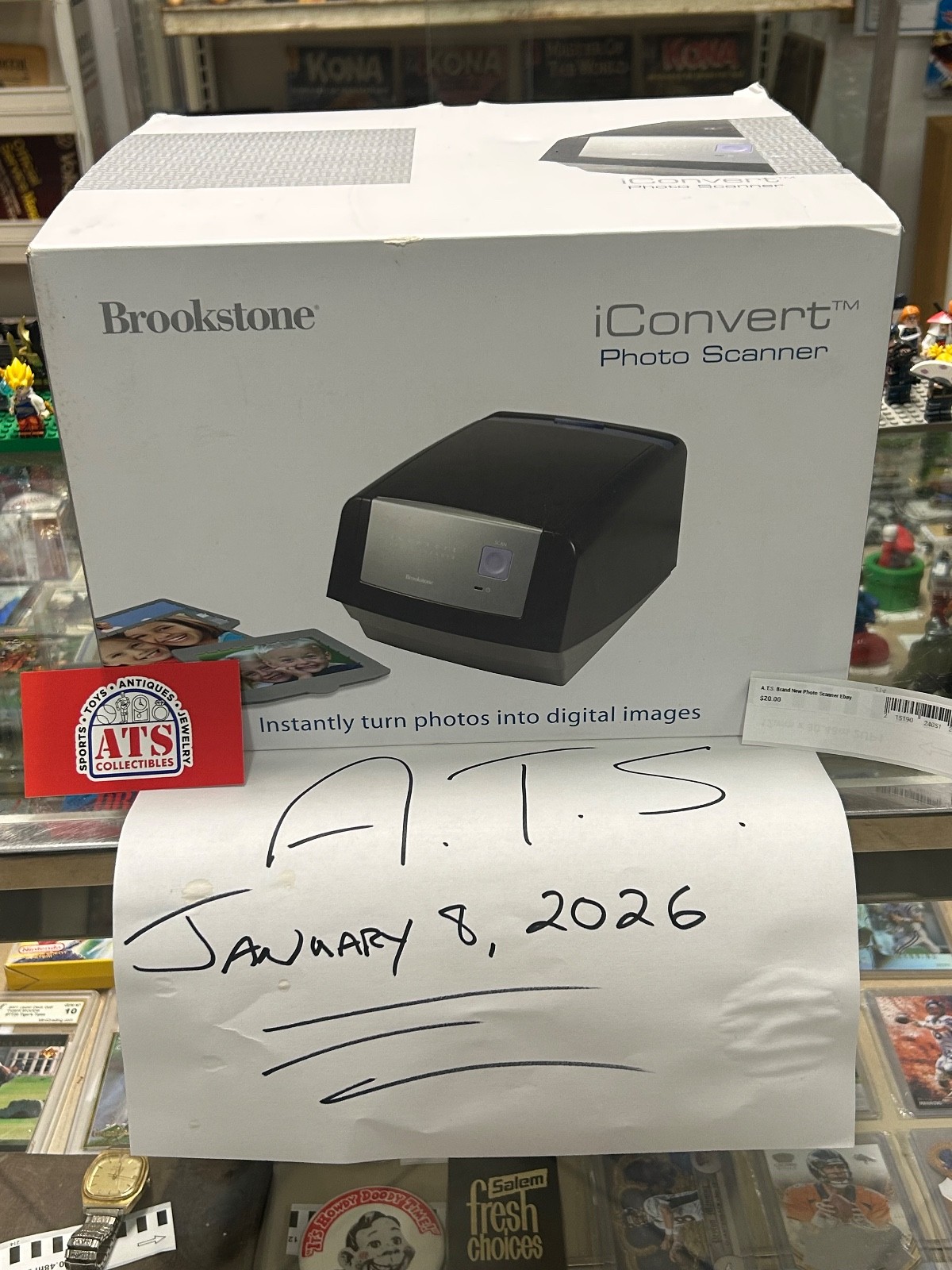 BROOKSTONE - iConvert Photo Scanner - INSTANTLY TURN PHOTOS INTO DIGITAL IMAGES