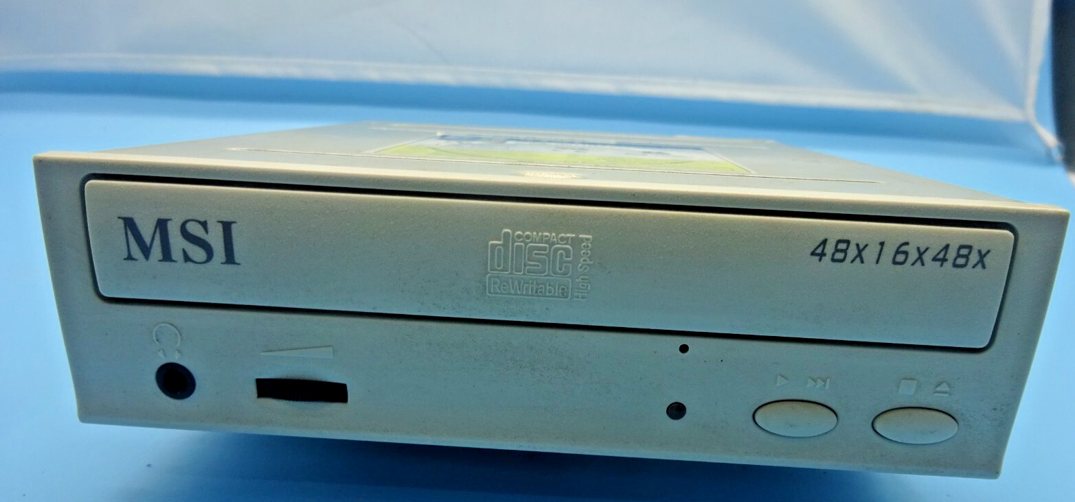 MSI CR48-A (MS-8348A)***CD-R/RW DRIVE***IDE PATA DRIVE DRIVE***#LW1618