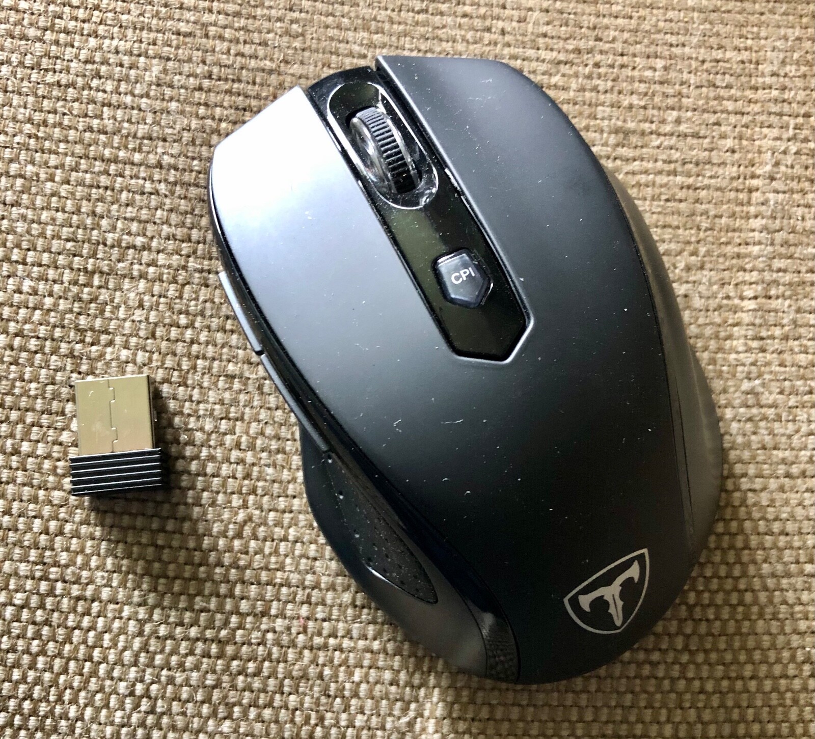 Easterntimes Tech 2.4G Wireless Optical Mouse D-09 1.5V 6.5mA Bluetooth