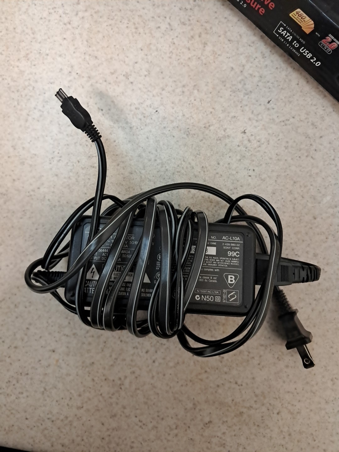 Sony Ac-L10a