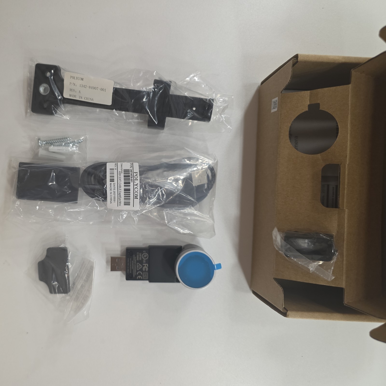 Polycom Eagle Eye Mini USB Camera with Mount Kit 7200-84990-001