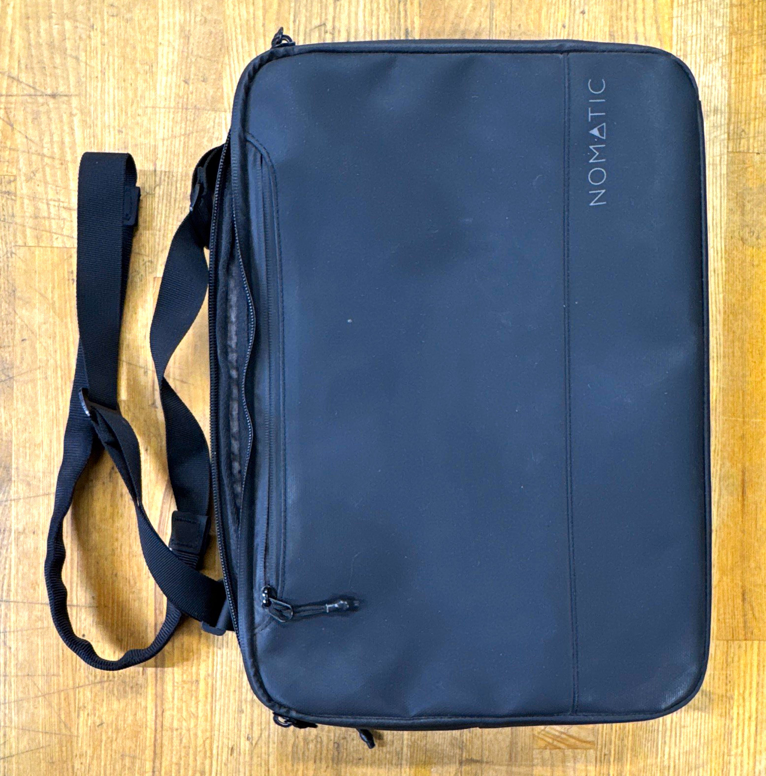 Nomatic Tech Case w/ Black Ember Shoulder Strap