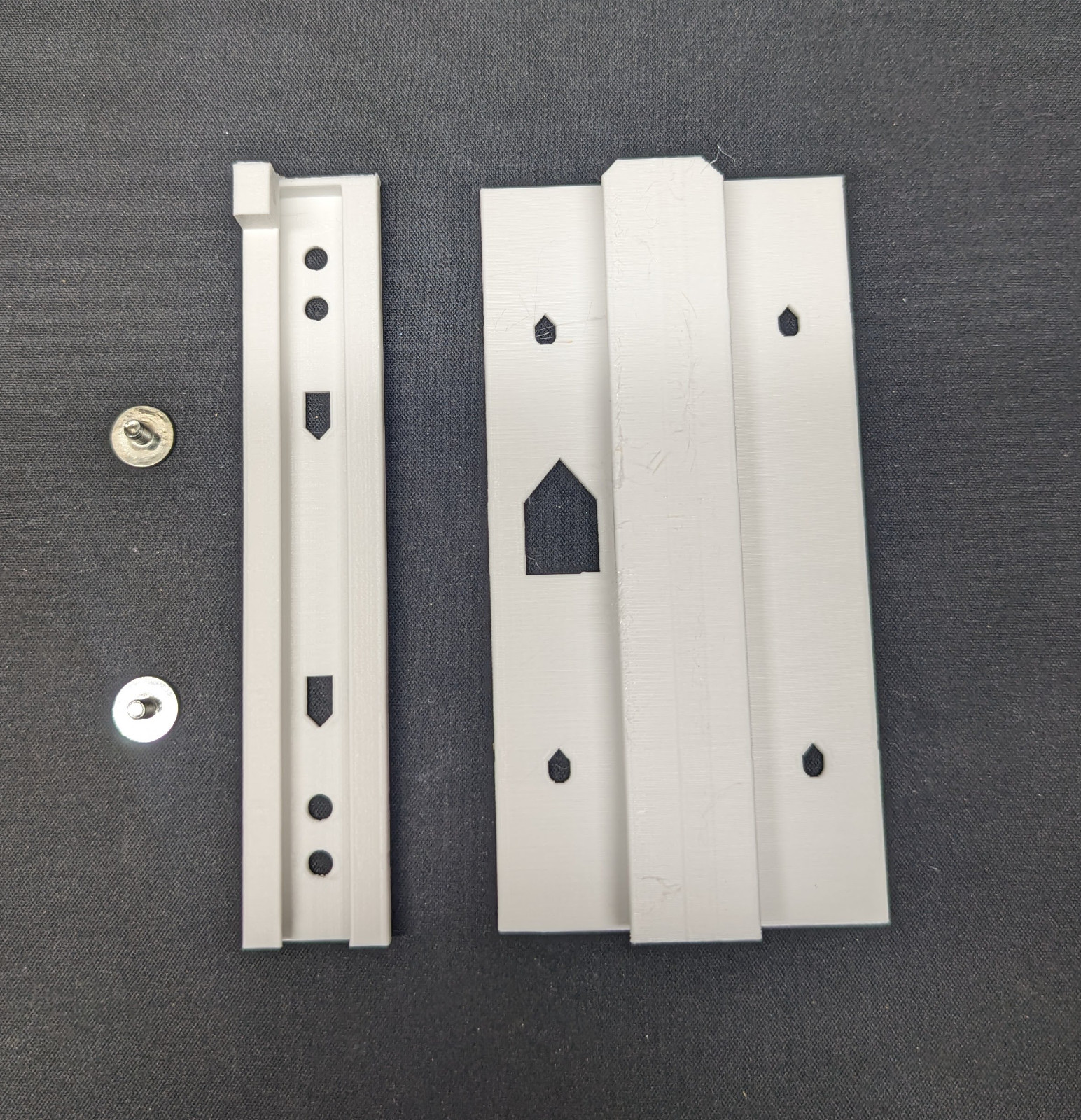 Aruba Universal Ceiling or 1 Gang with AP500/600 Mounting Bracket AP-MNT-MP10-E
