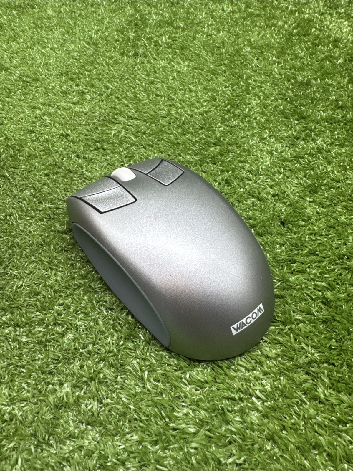 WACOM XC-400-02 4D Wireless Tablet Mouse.   19