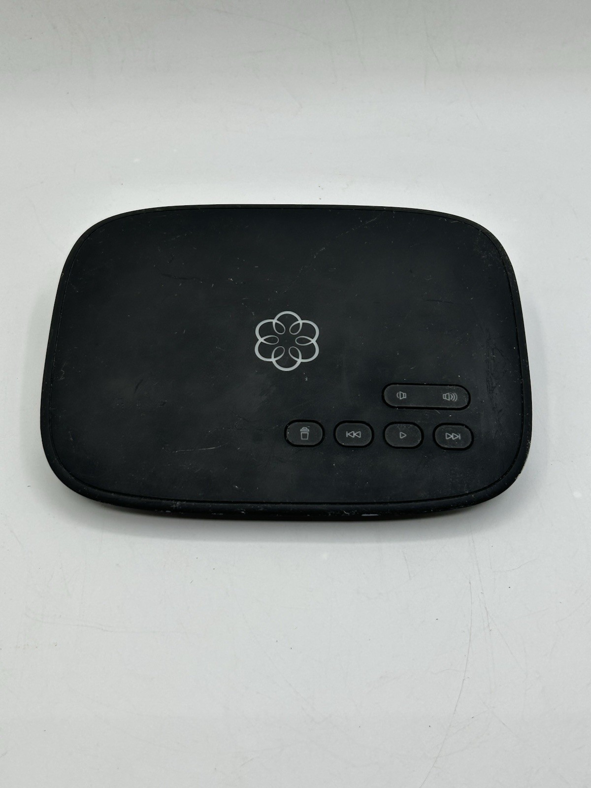 OOMA Telo104 VOIP Telephone Base Unit Only