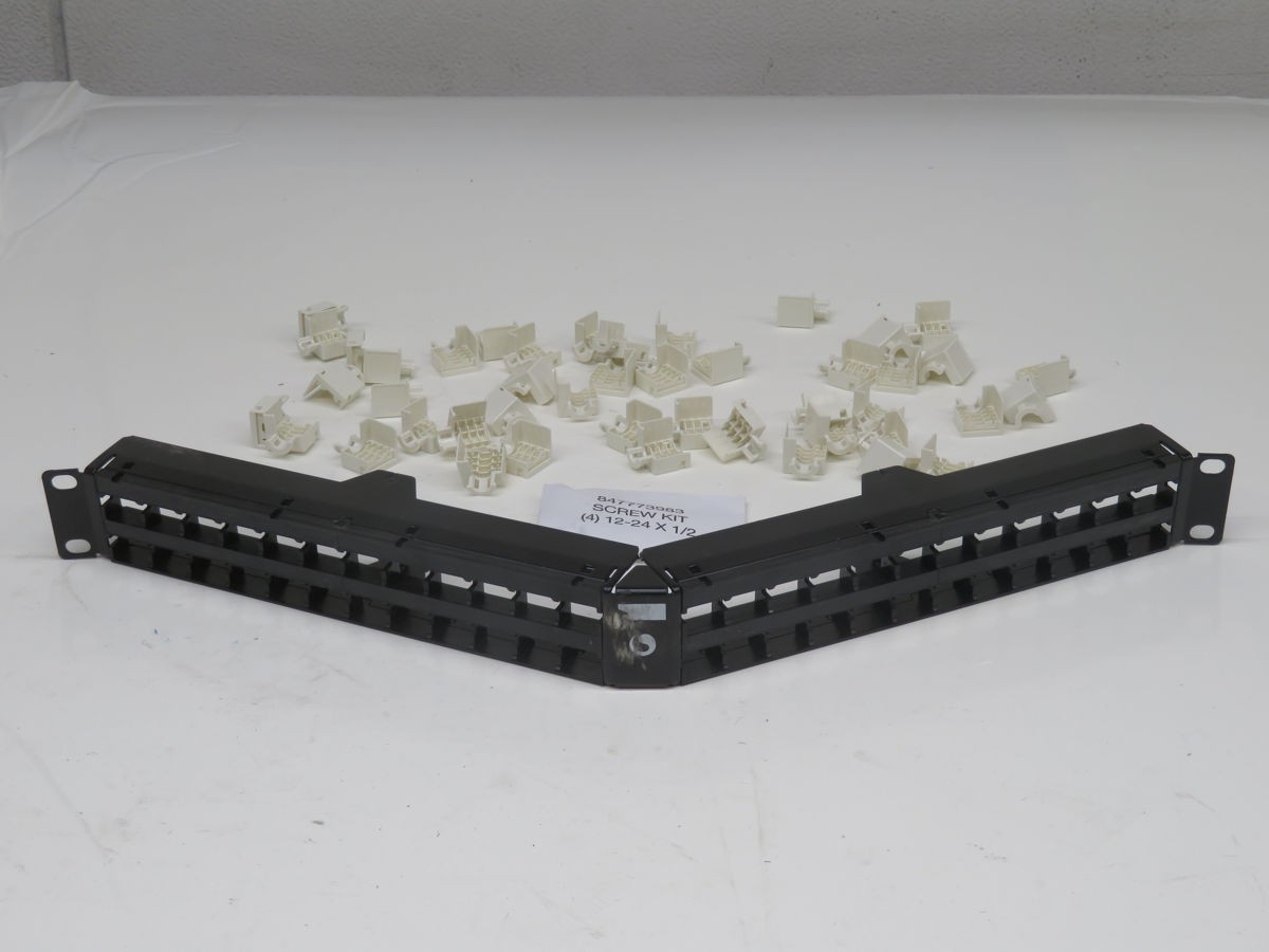 COMMSCOPE 760109736 M4800A-1U-PS ANGLED MODULAR PANEL FACEPLATE T258510