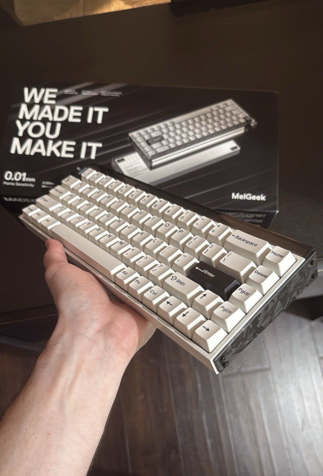 MelGeek MADE68 ULTRA and Logitech G PRO X2 both white 