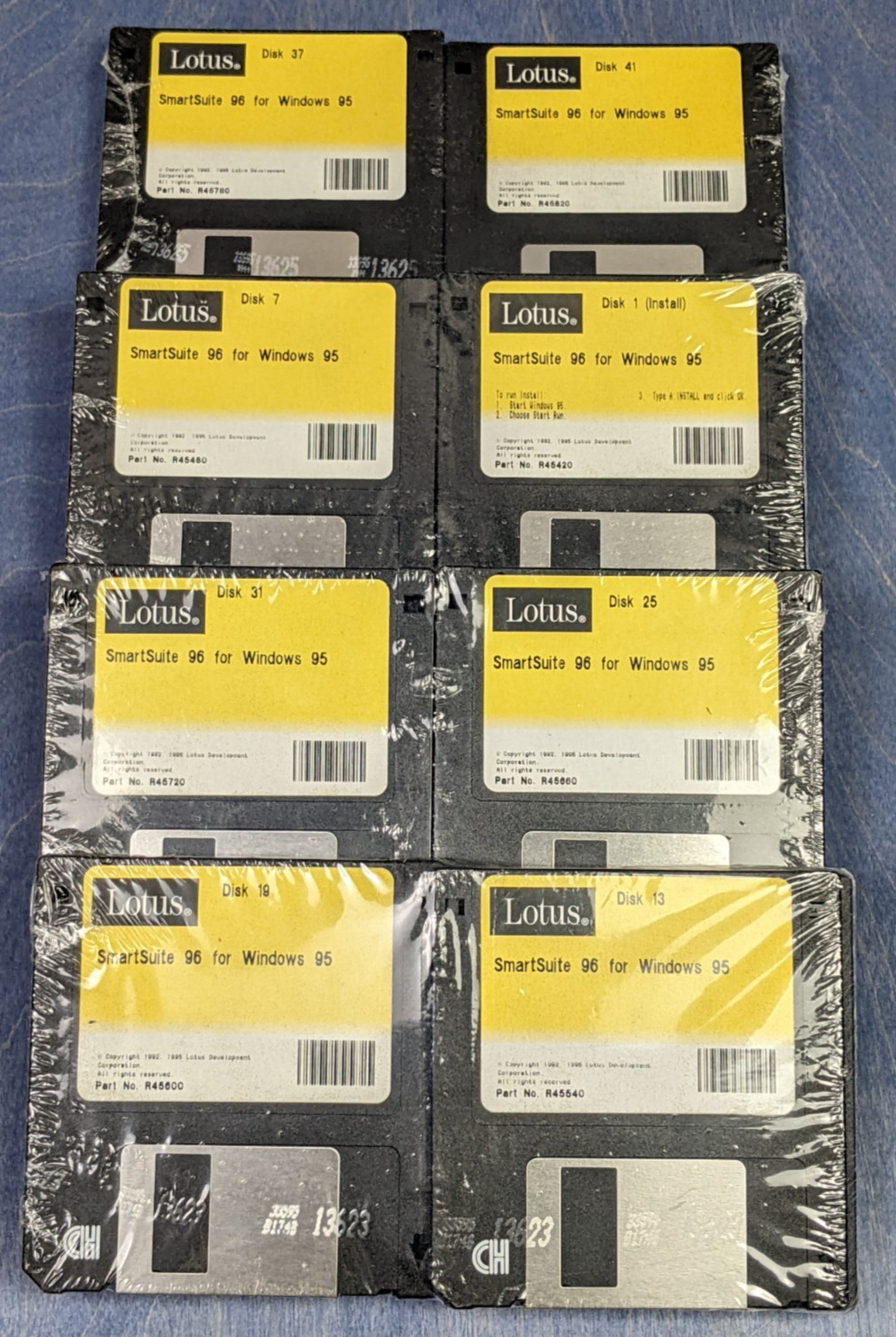 Lotus SmartSuite 96 Windows 95 3.5 Floppy Disks Sealed Set of 43 Word Pro 1-2-3