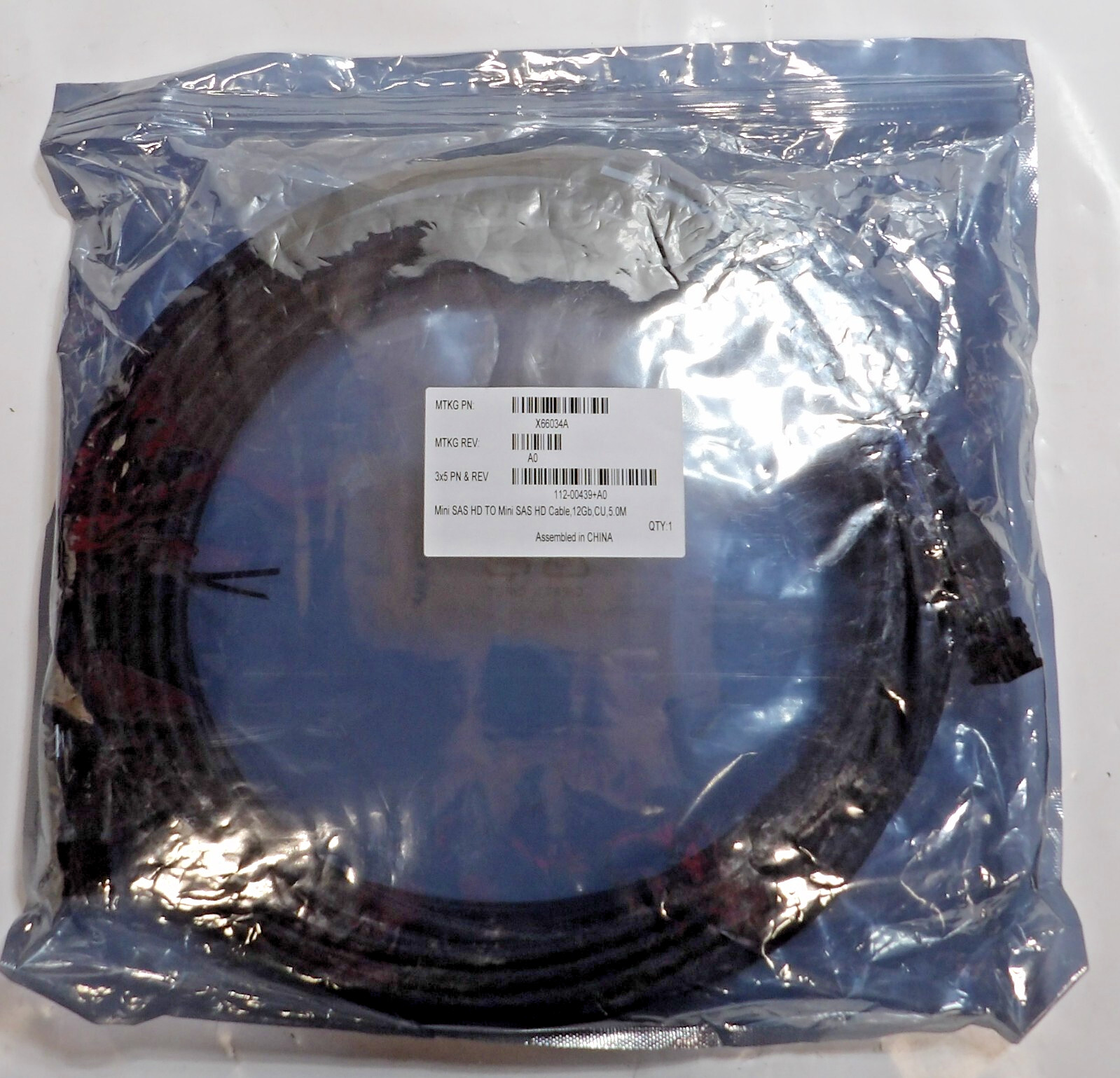 NetApp MiniSAS HD/MiniSAS HD 5m Data Cable 112-00439 X66034A