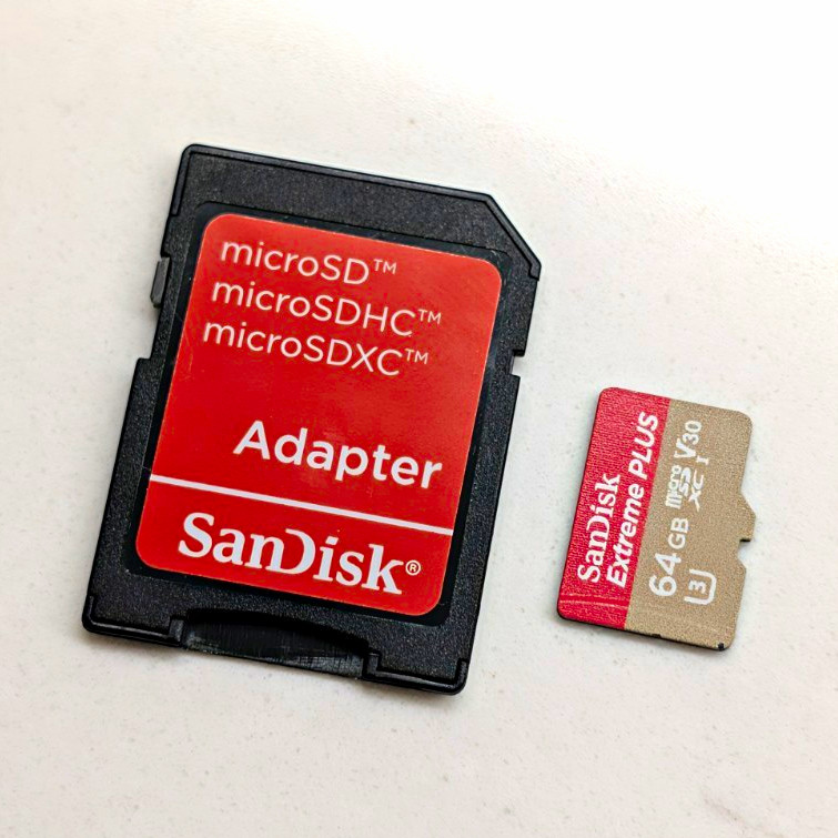 SanDisk Extreme PLUS 64GB microSD/microSDHC/microSDXC SD Card Adapter