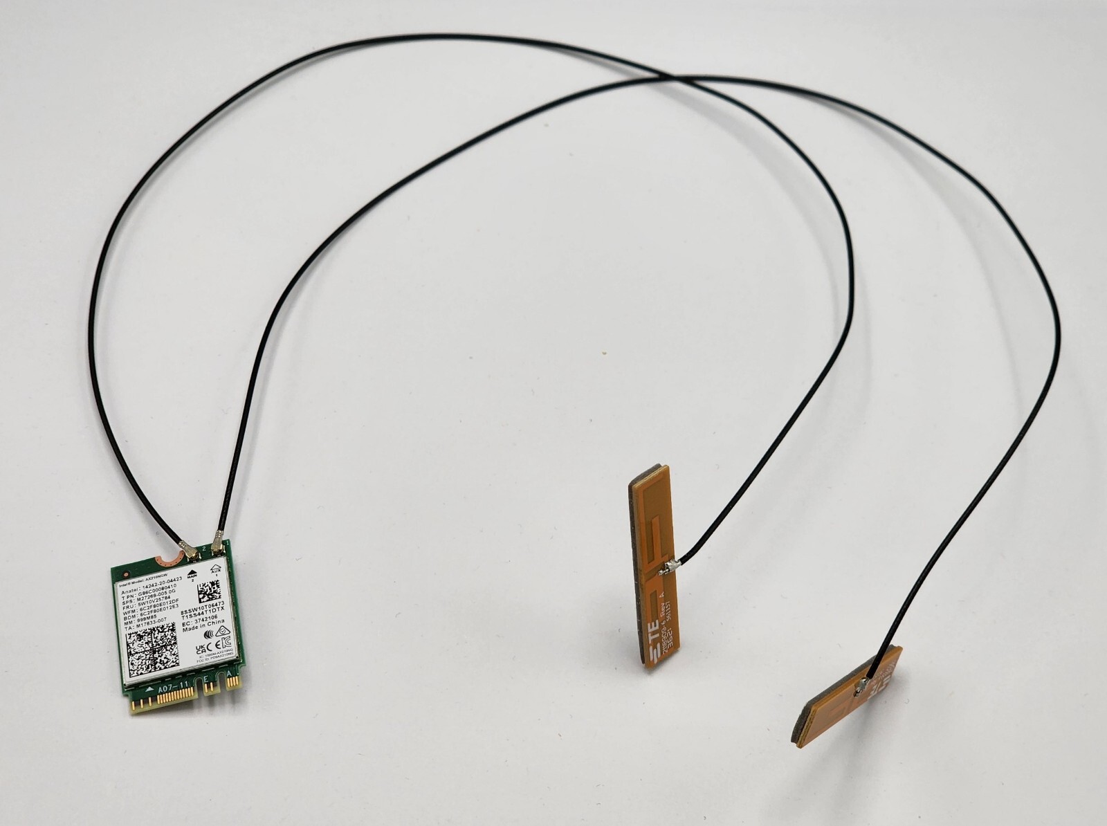 Intel AX210 Wi-Fi 6E with PCB TRIPLE BAND EMBEDDED ANTENNA with Commercial Temp.