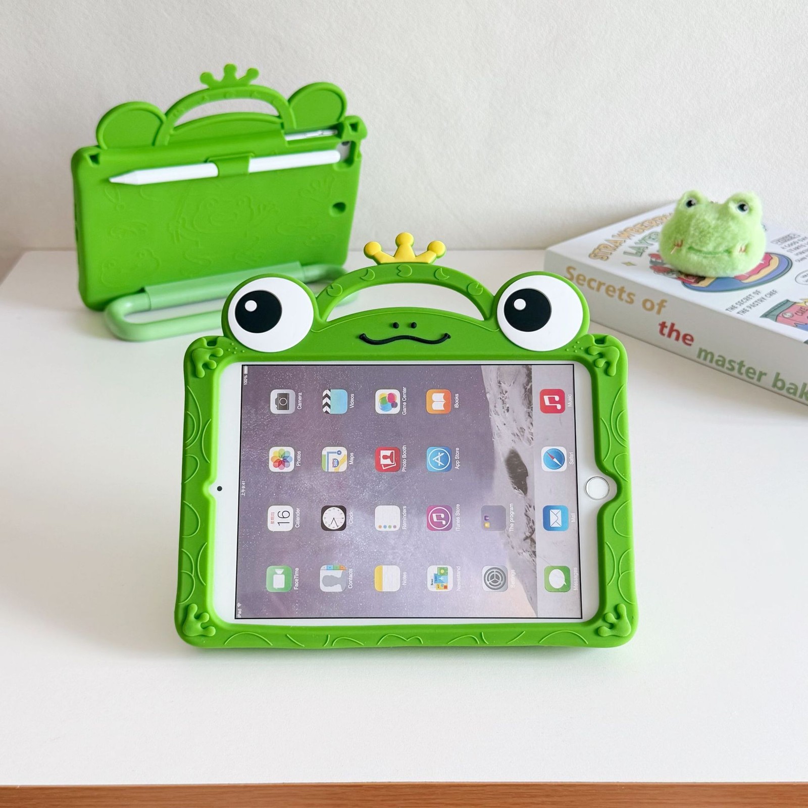 3D Cartoon Crown Frog Silicone Kids Tablet Case Shockproof Cover Pencil Holder