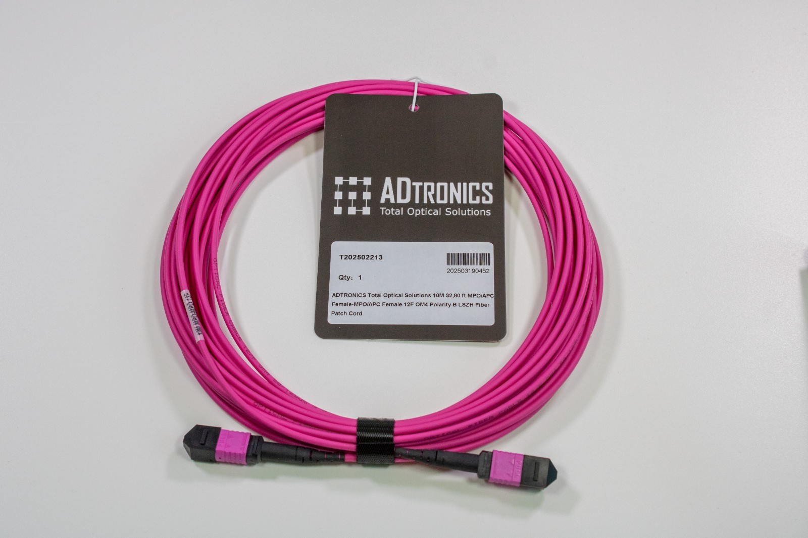 MPO APC OM4 Fiber Cable 10M 12F Type B Female-Female 40G/100G LSZH