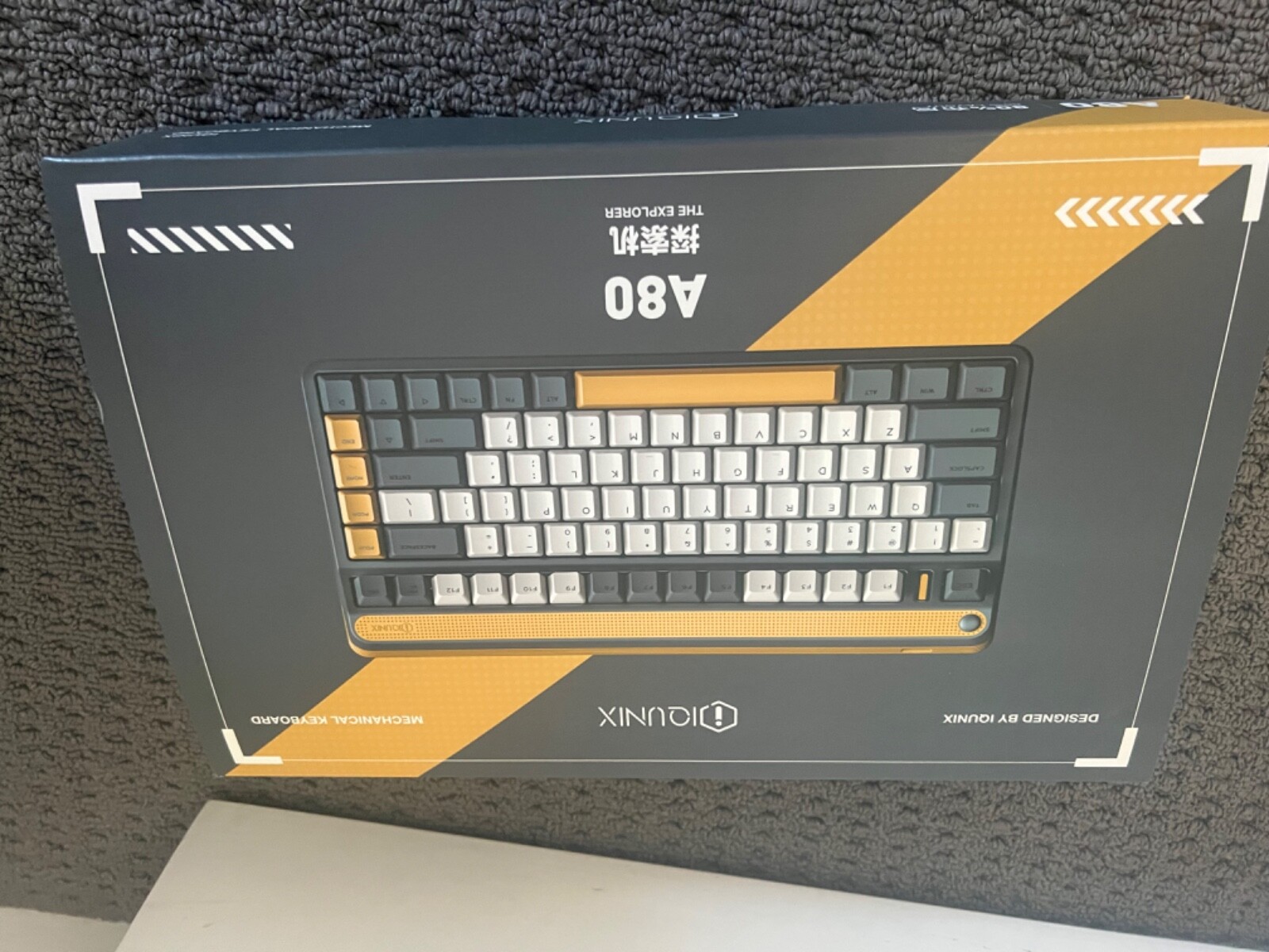 IQUNIX A80 Keyboard Cherry Pink