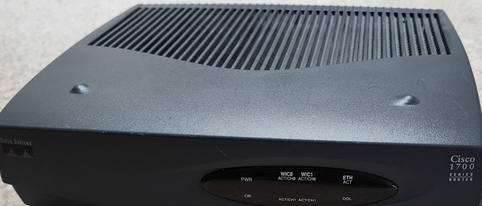 Cisco 1721 3-Port 10/100 Wired Router (CISCO1721)