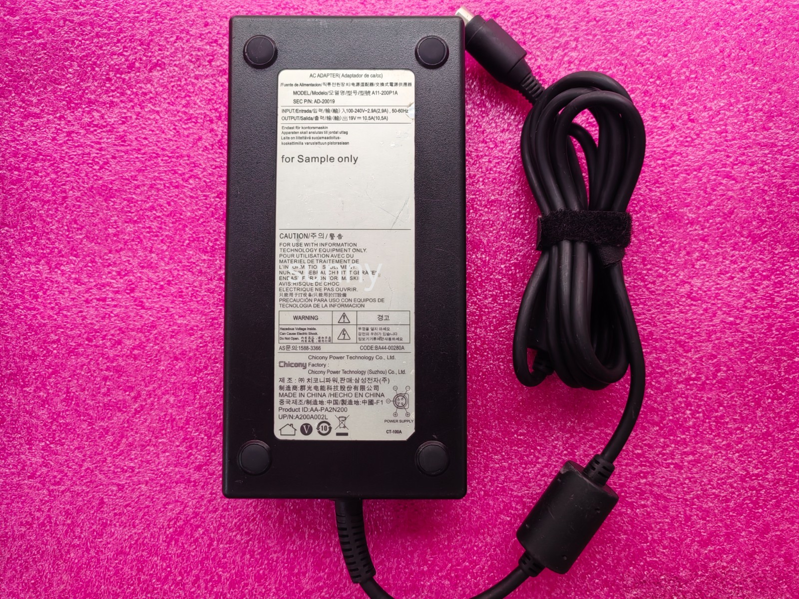For Samsung 200W Series Notebook 19V 10.5A 4DIN Adapter A11-200P1A Chicony OEM