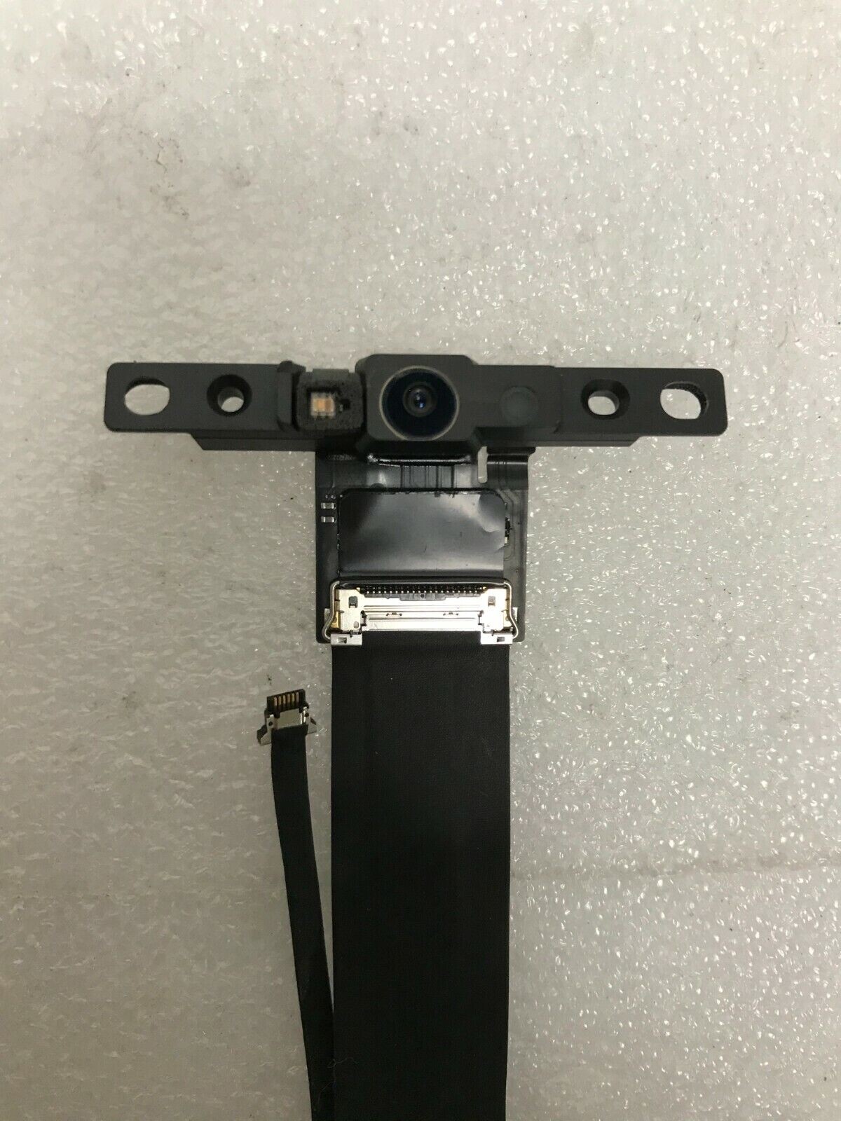 Apple iMac 27" / 2014, 2015 / Camera / 593-1837
