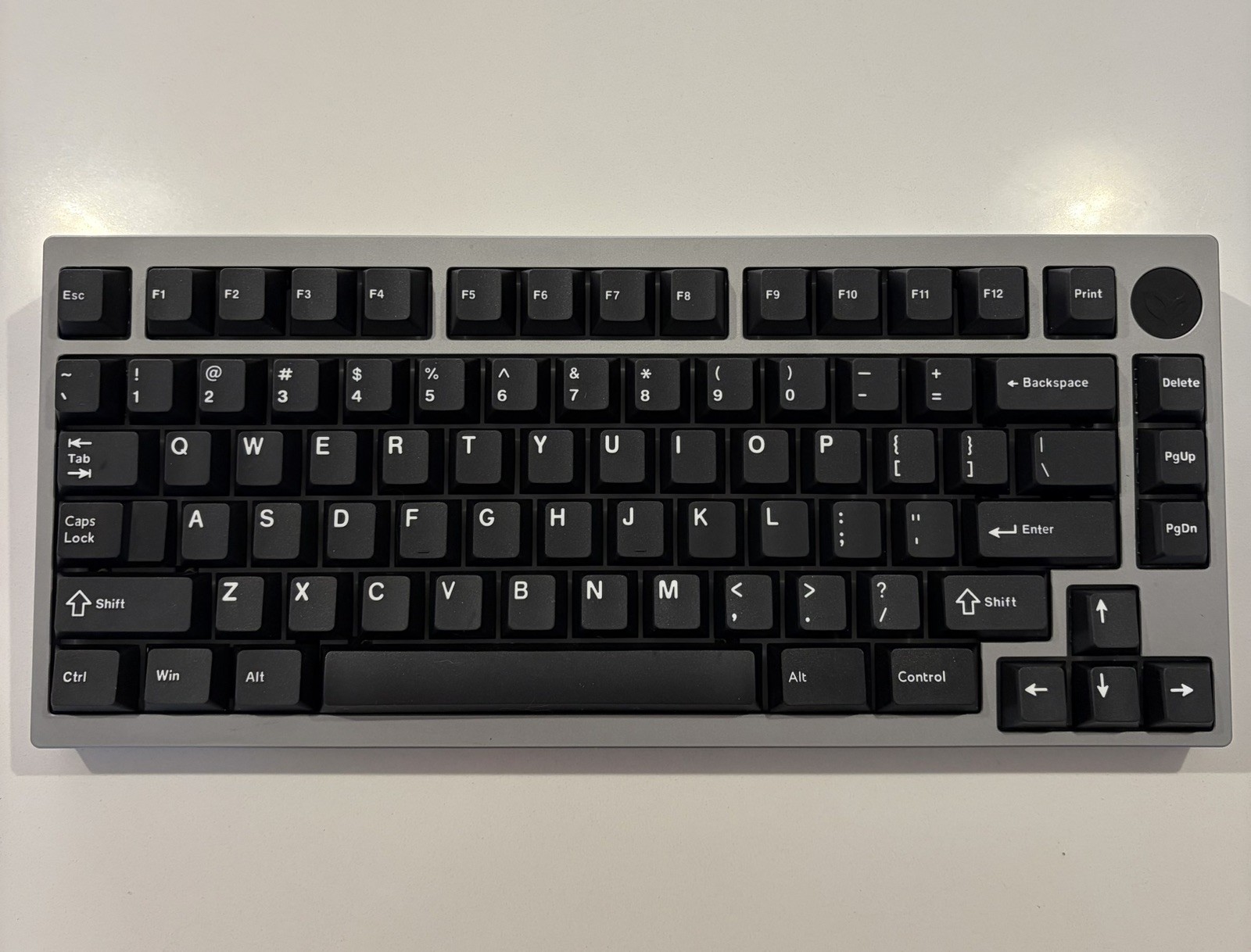 Qwertykeys QK75 Mechanical Keyboard W/Everglide aqua kings Switches PBT - Silver