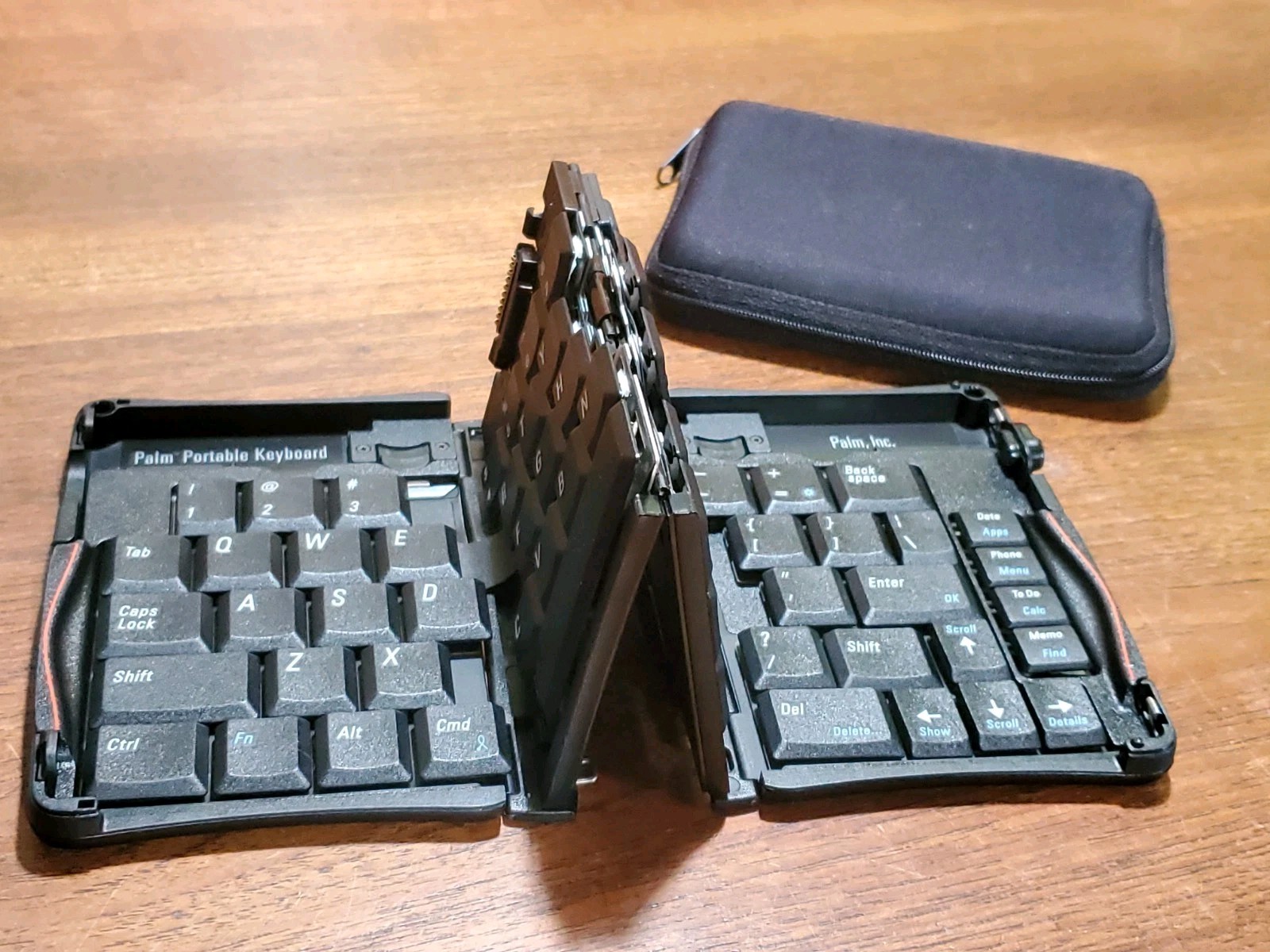 Original Palm Portable Keyboard With Case P10713U Excellent Condition C15