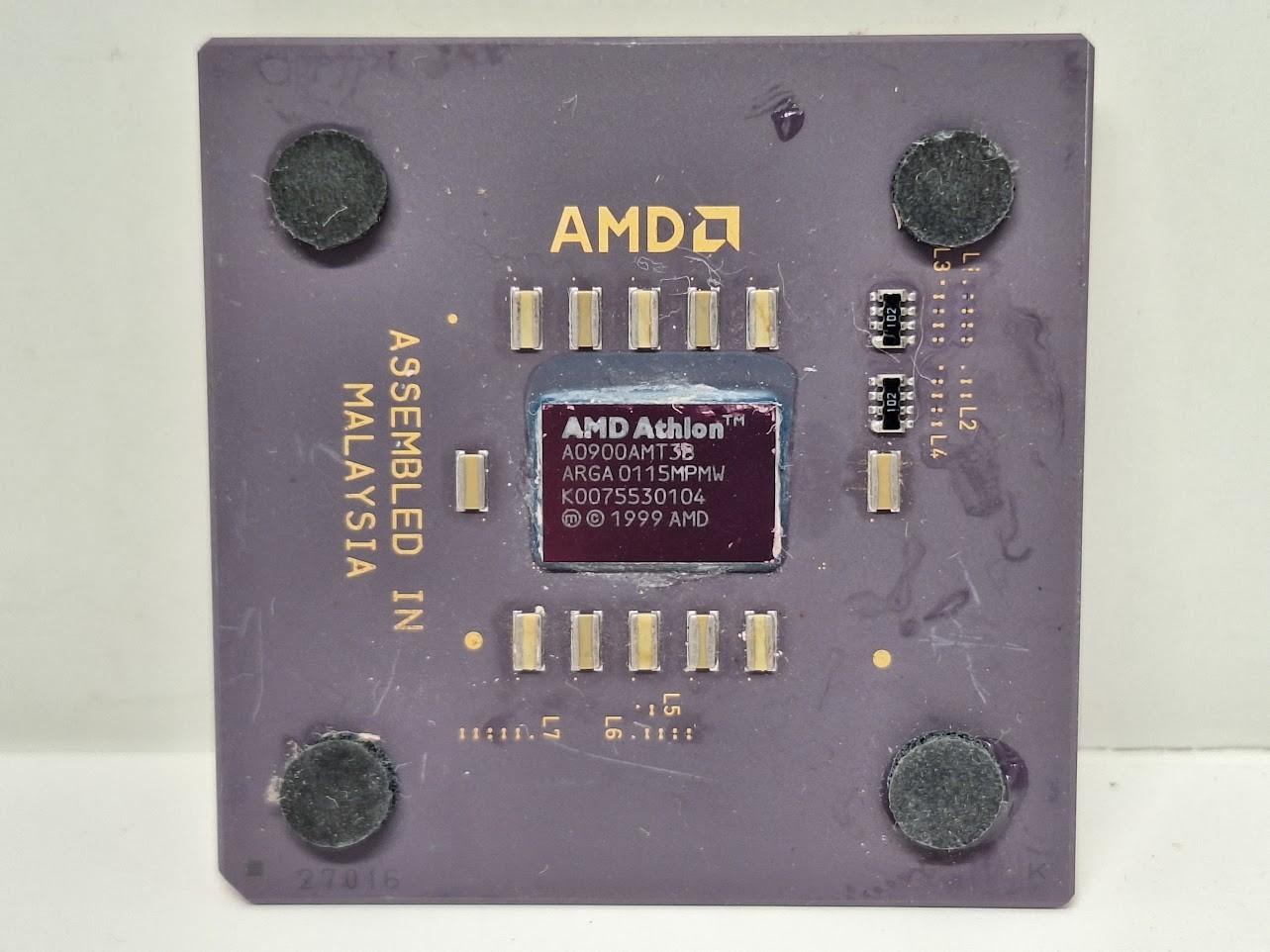 AMD Athlon - 900MHz (A0900AMT3B) Processor - Socket 462 / Socket A