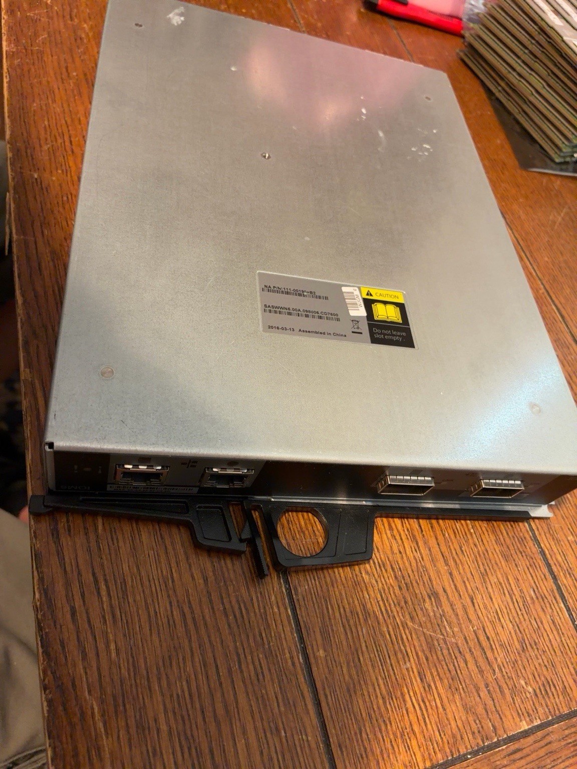 NETAPP 111-00190+B2 SAS IOM6 6Gbps Controller Module