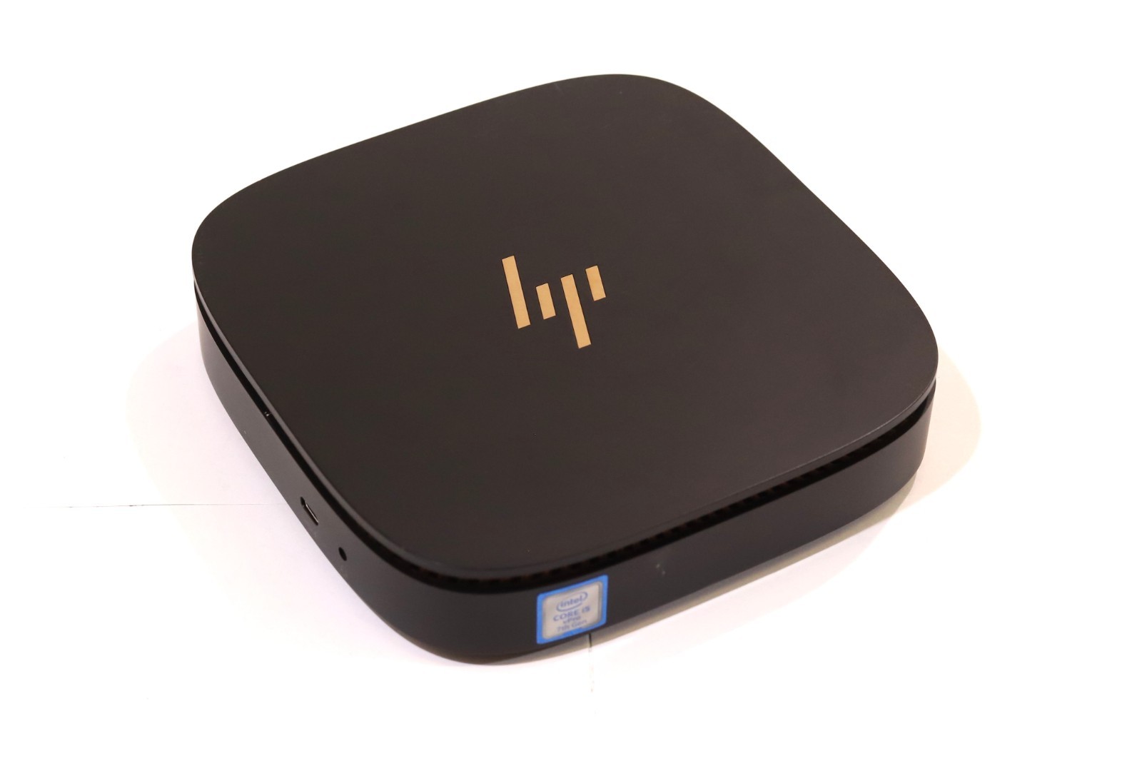 HP Elite Slice TPC-IO21-DM Intel Core i5-7500T No RAM/HDD/OS P/N: 2T5T8UT#ABA